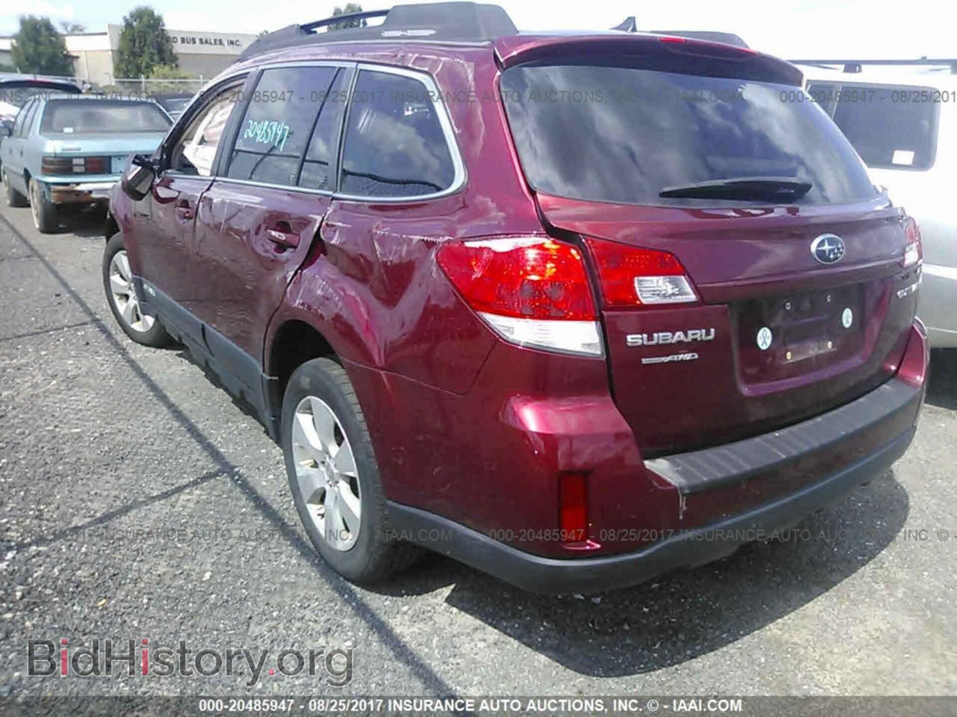 2011 Subaru Outback - VIN: 4S4BRCLC7B3371336 - Photo 3