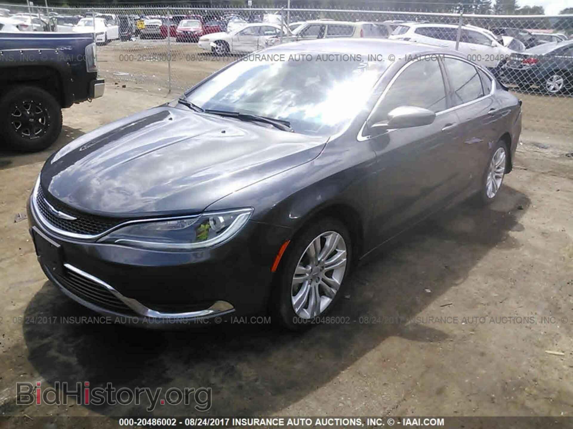 2015 Chrysler 200 - VIN: 1C3CCCABXFN690104 - Фото 2