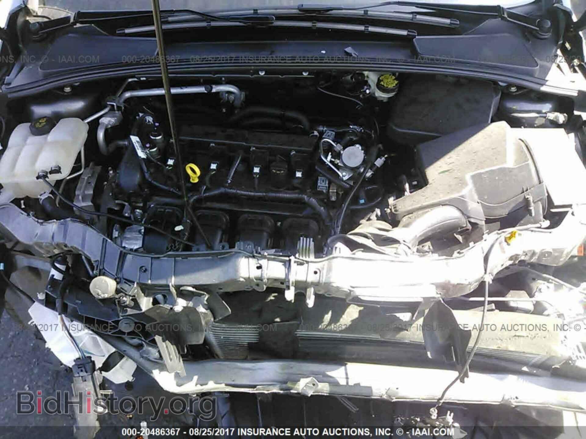 2016 Ford Focus - VIN: 1FADP3F27GL331521 - Photo 10