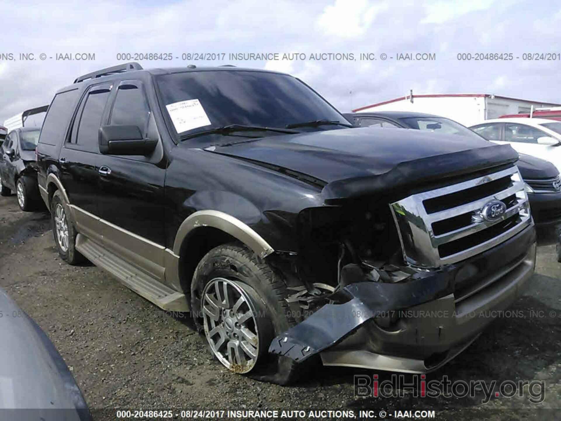 Photo 1FMJU1H54BEF06219 - Ford Expedition 2011