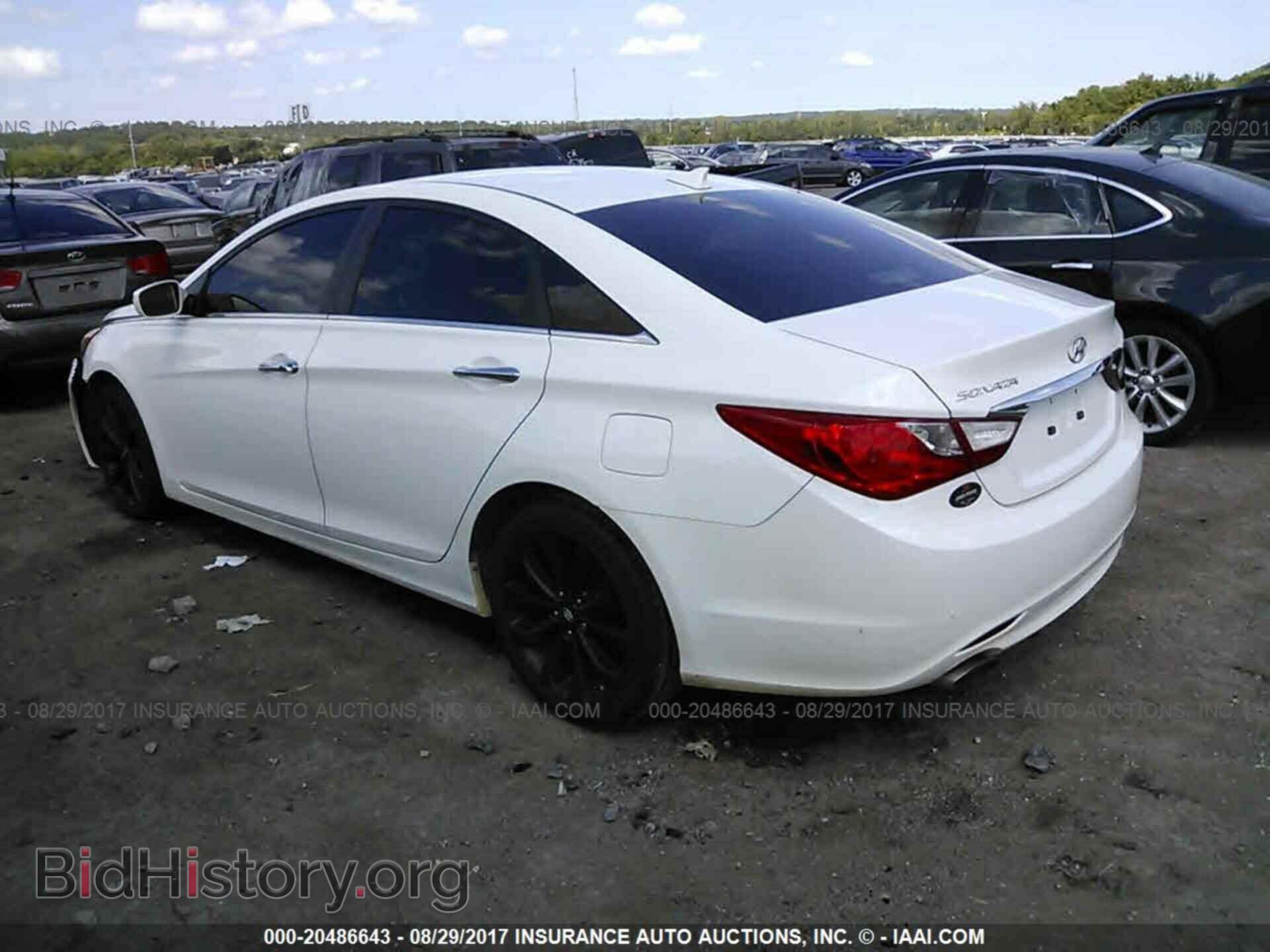 2012 Hyundai Sonata - VIN: 5NPEC4AC3CH364451 - Фото 3