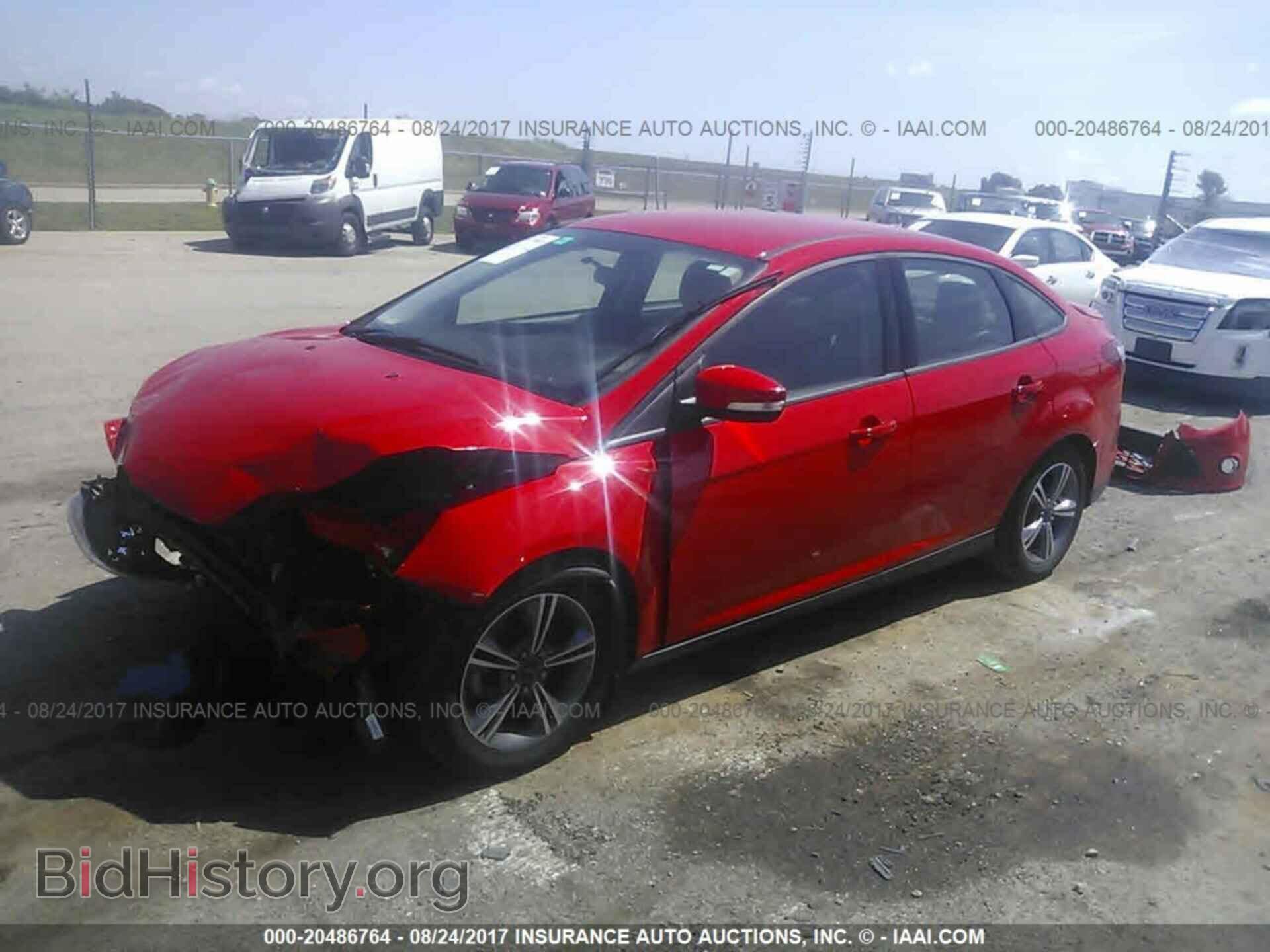 2014 Ford Focus - VIN: 1FADP3F28EL405929 - Фото 2