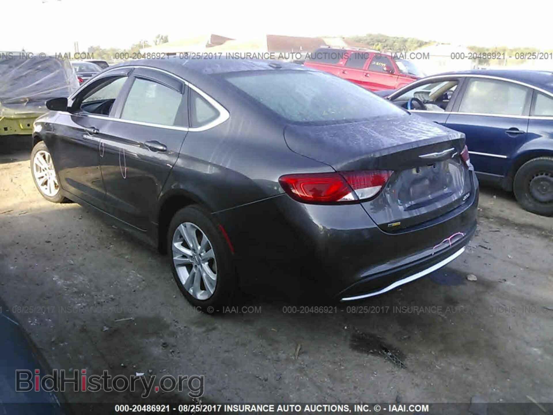 2016 Chrysler 200 - VIN: 1C3CCCAB9GN136571 - Photo 3