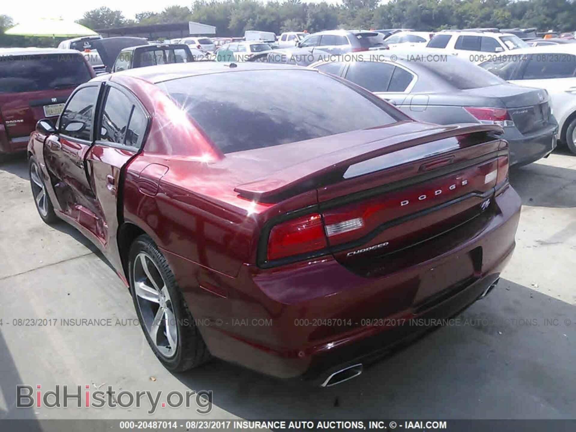 2014 Dodge Charger - VIN: 2C3CDXCTXEH311586 - Photo 3