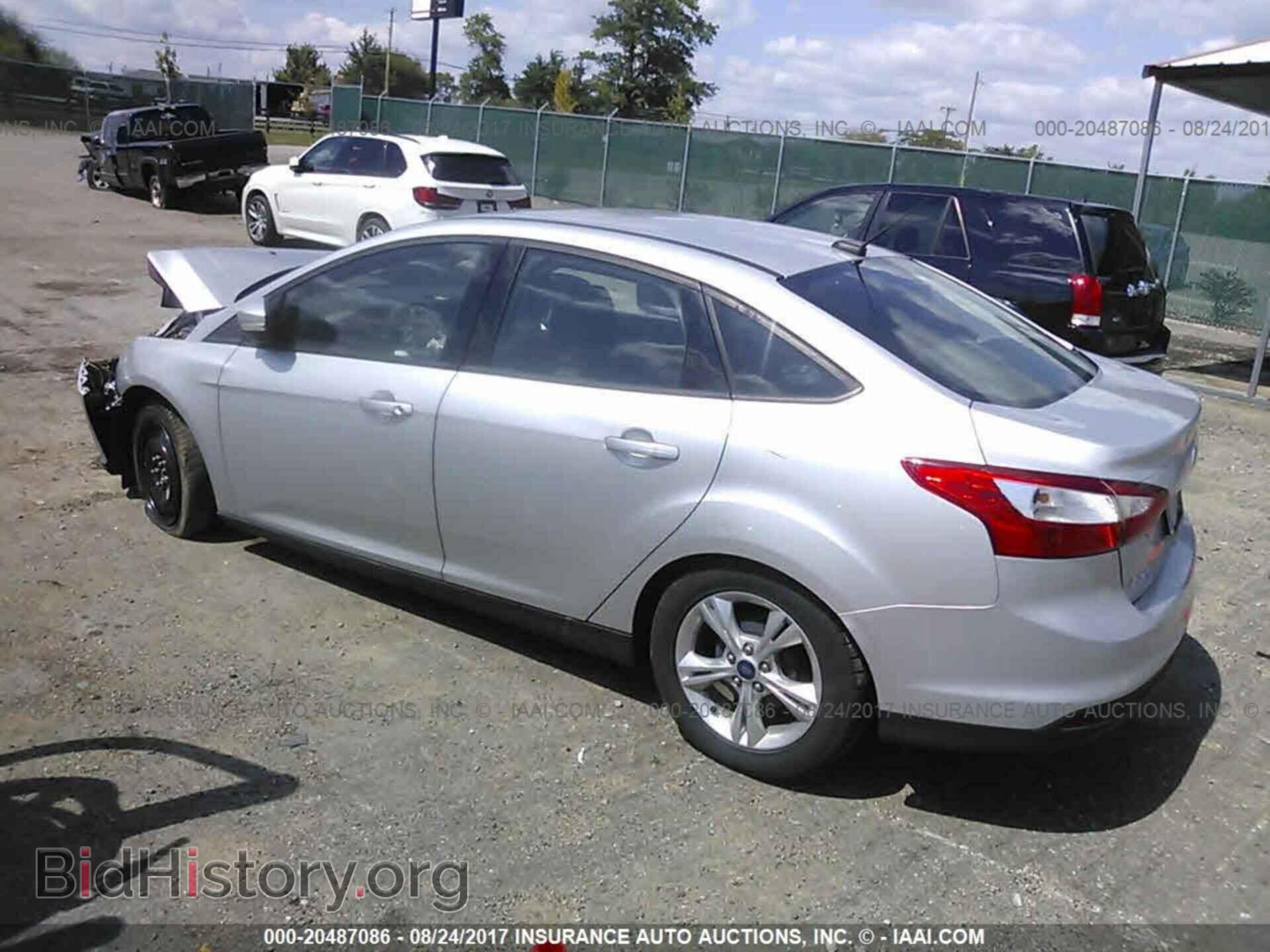 2013 Ford Focus - VIN: 1FADP3F21DL318646 - Фото 3