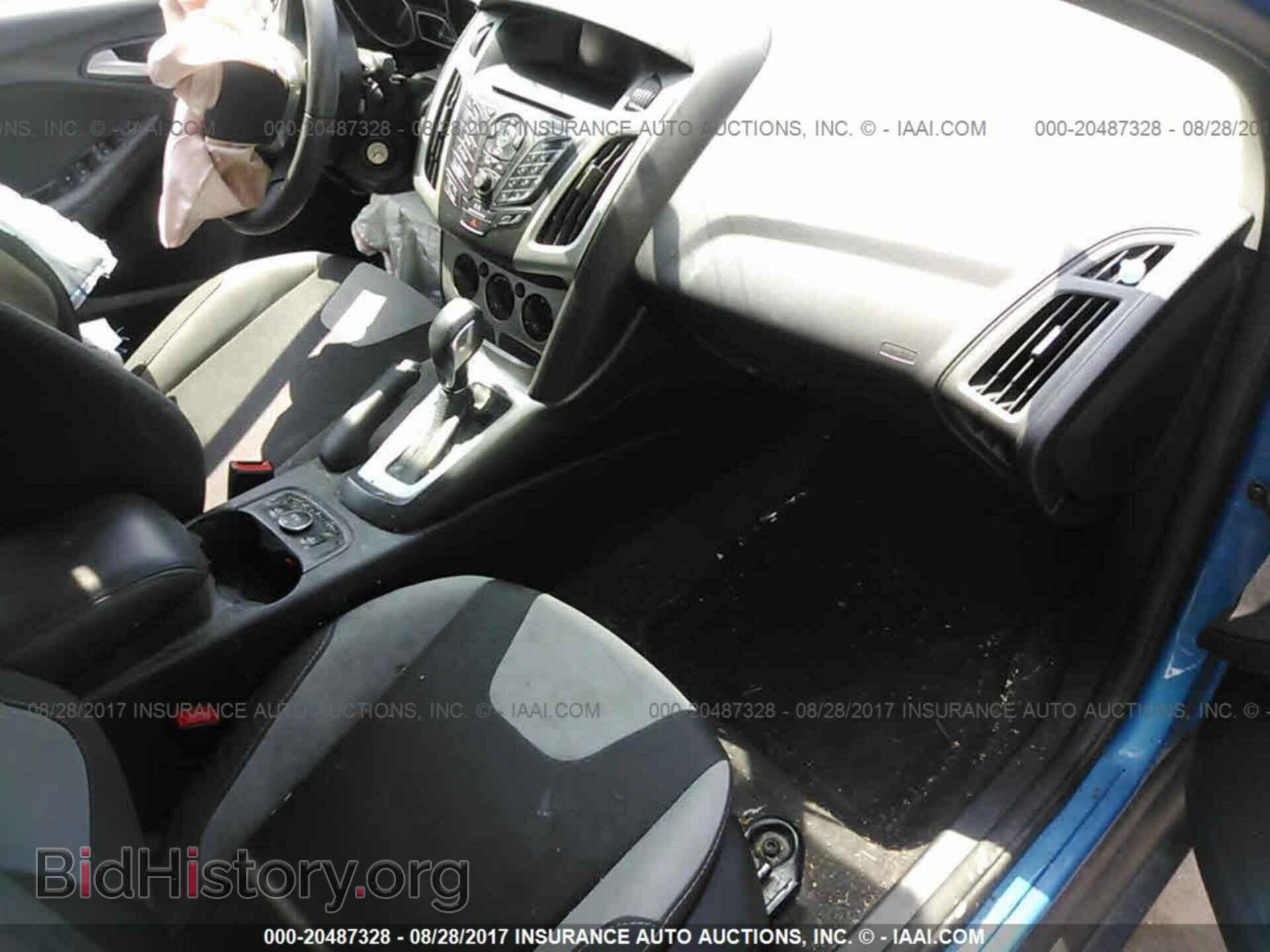 2014 Ford Focus - VIN: 1FADP3F21EL339918 - Photo 5