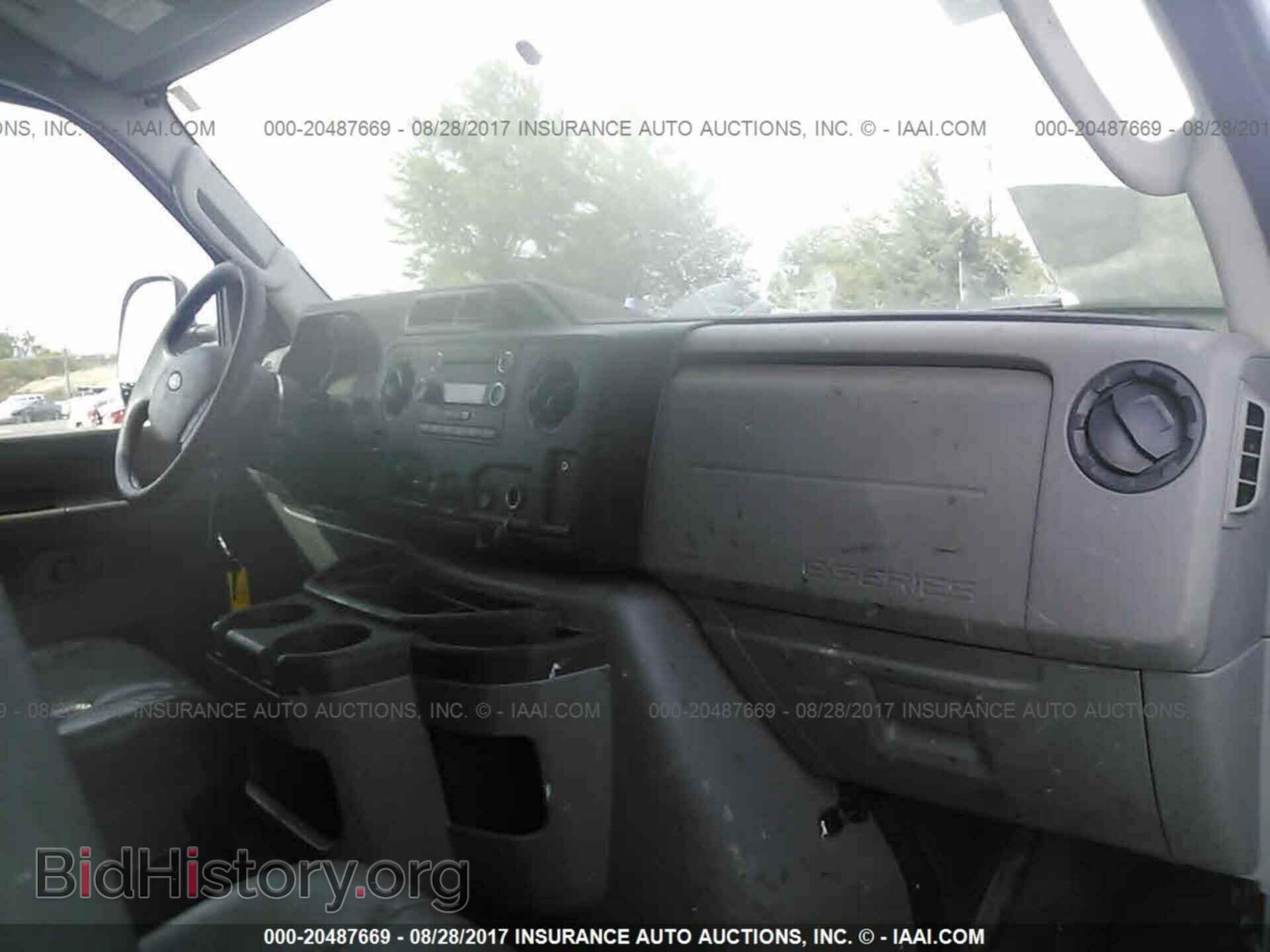 2011 Ford Econoline - VIN: 1FTNE2EL3BDA08286 - Photo 5