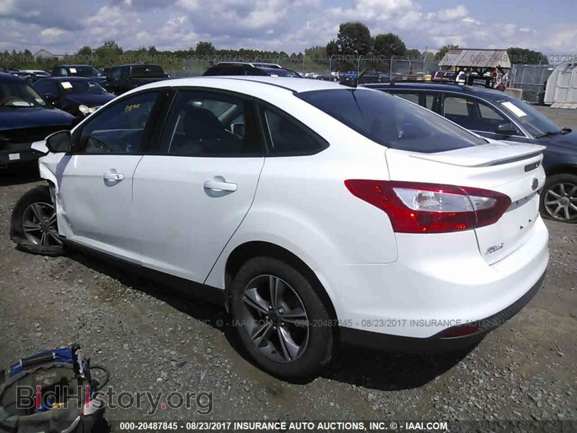2014 Ford Focus - VIN: 1FADP3F21EL315697 - Фото 3