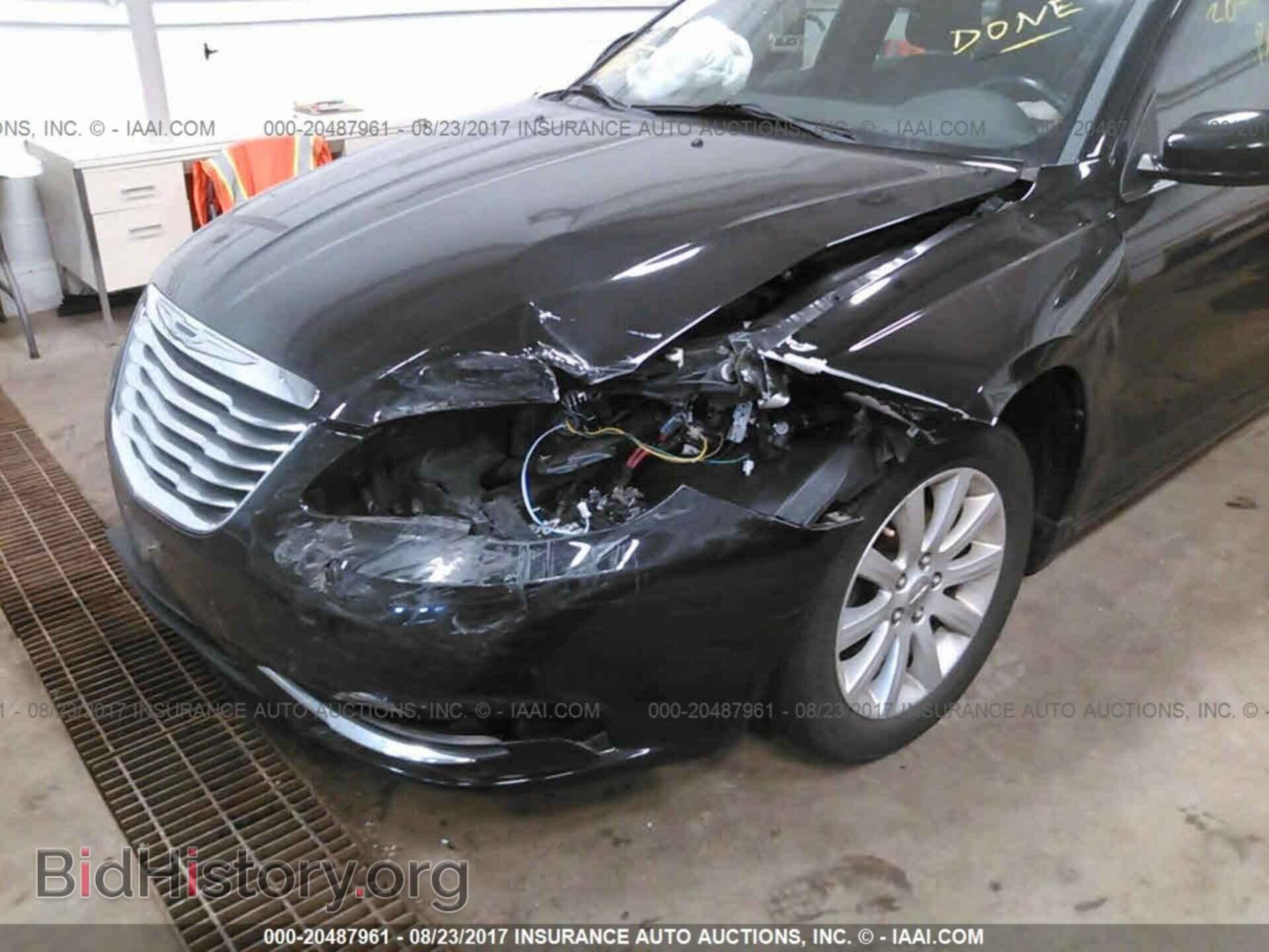2011 Chrysler 200 - VIN: 1C3BC1FG0BN624174 - Фото 6