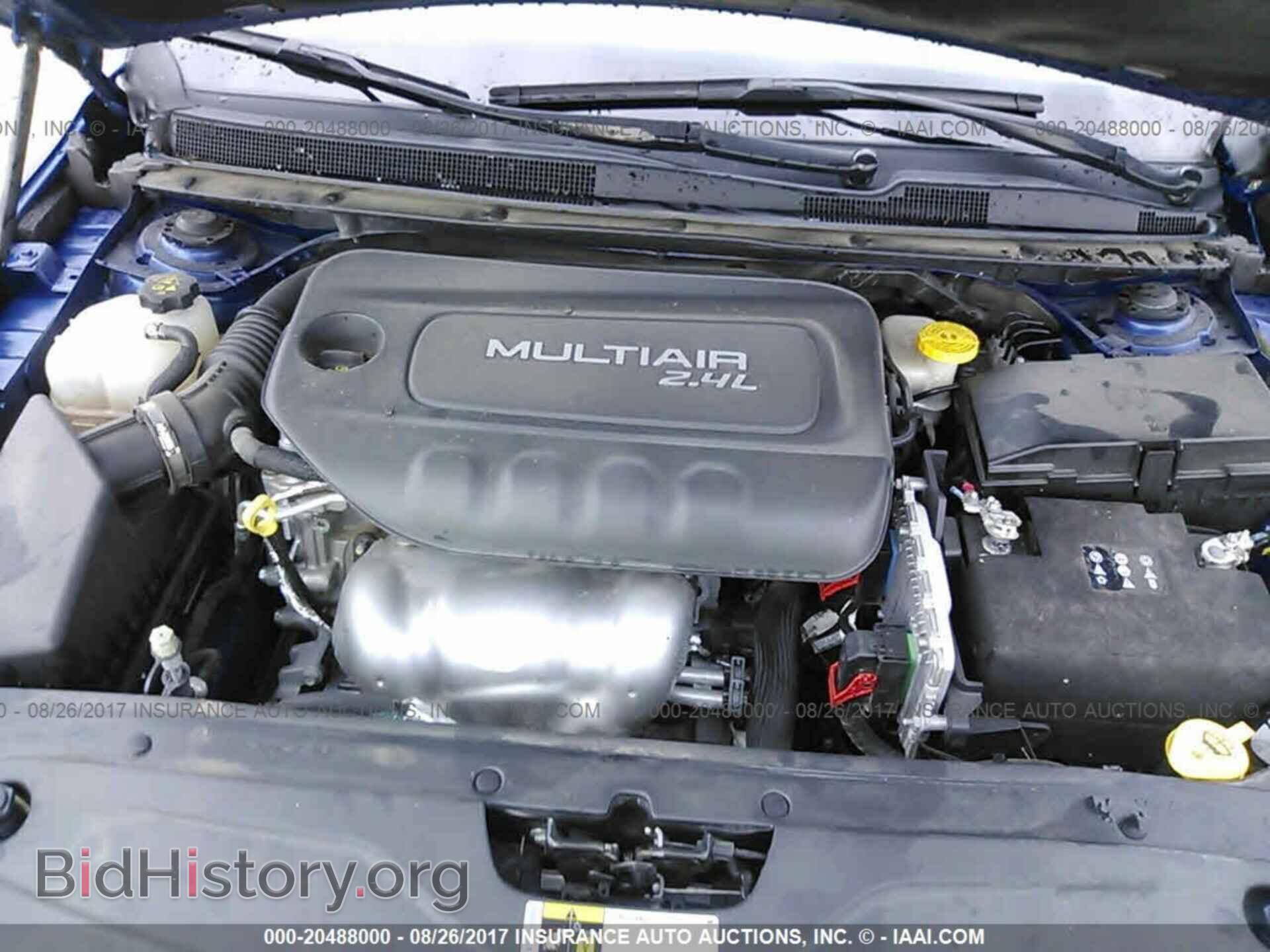 2015 Chrysler 200 - VIN: 1C3CCCAB1FN574726 - Photo 10