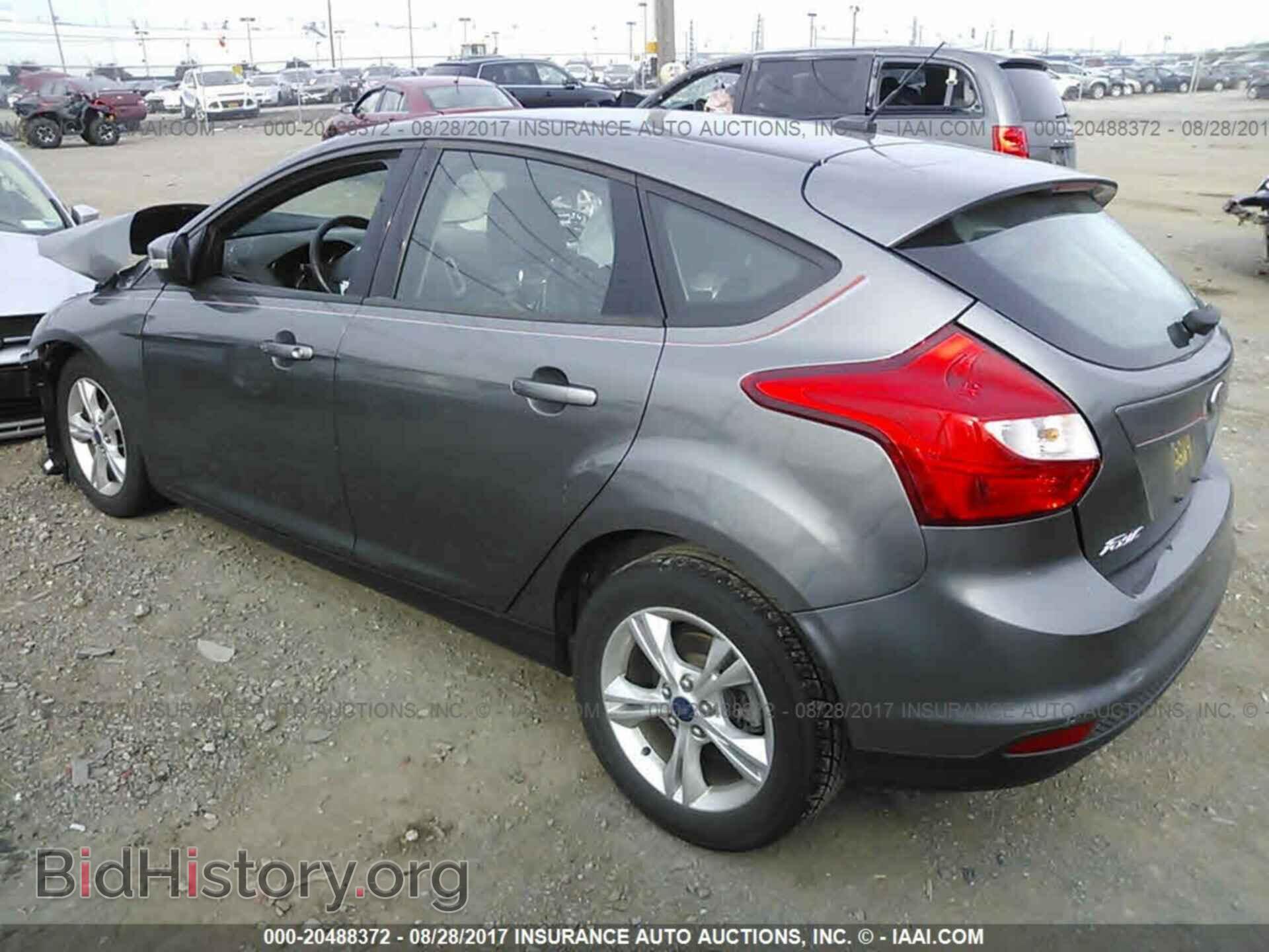 2012 Ford Focus - VIN: 1FAHP3K26CL342205 - Photo 3
