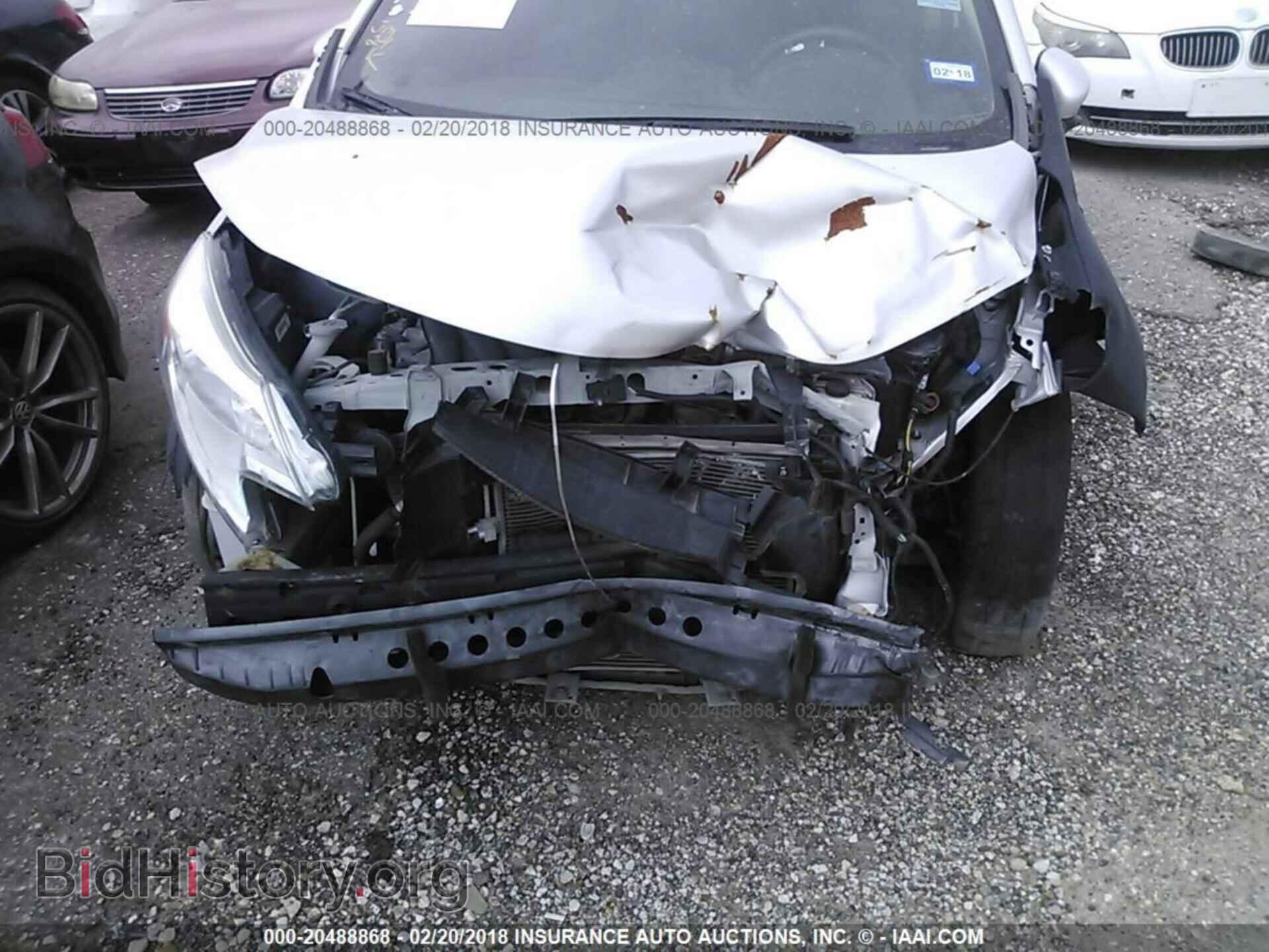 2015 Nissan Versa note - VIN: 3N1CE2CPXFL374357 - Photo 6