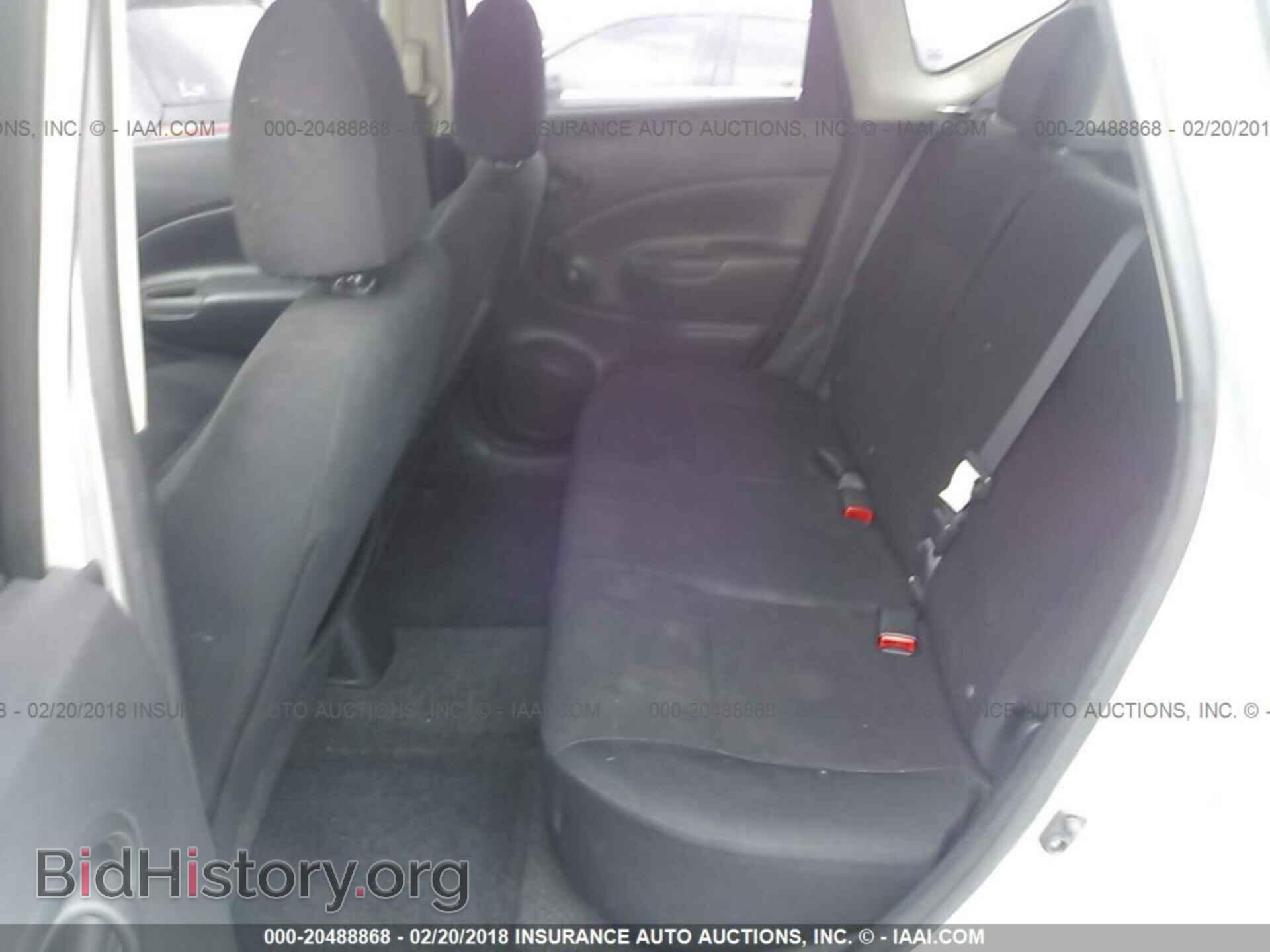 2015 Nissan Versa note - VIN: 3N1CE2CPXFL374357 - Photo 8