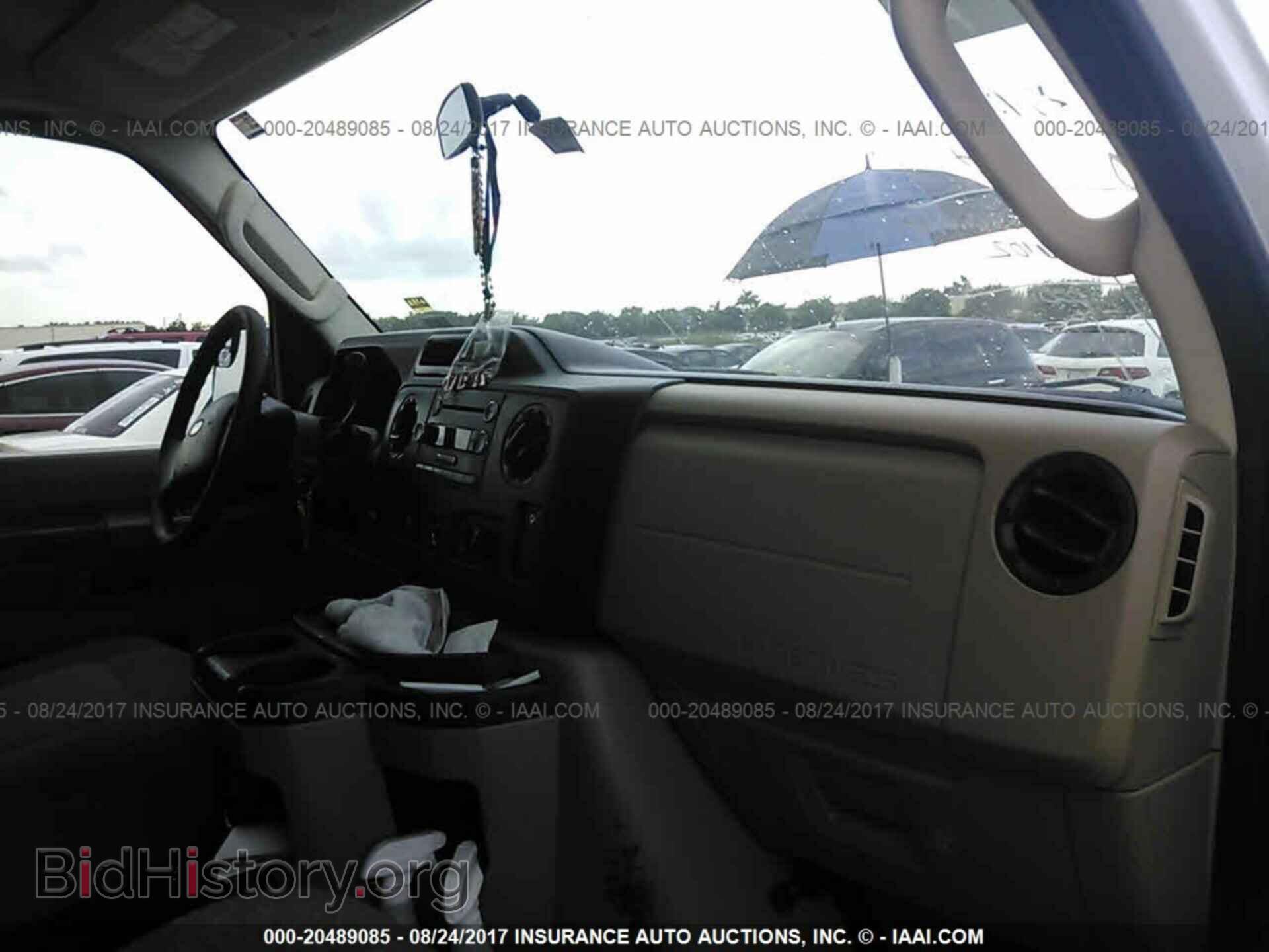 2011 Ford Econoline - VIN: 1FBSS3BL8BDA69708 - Фото 5
