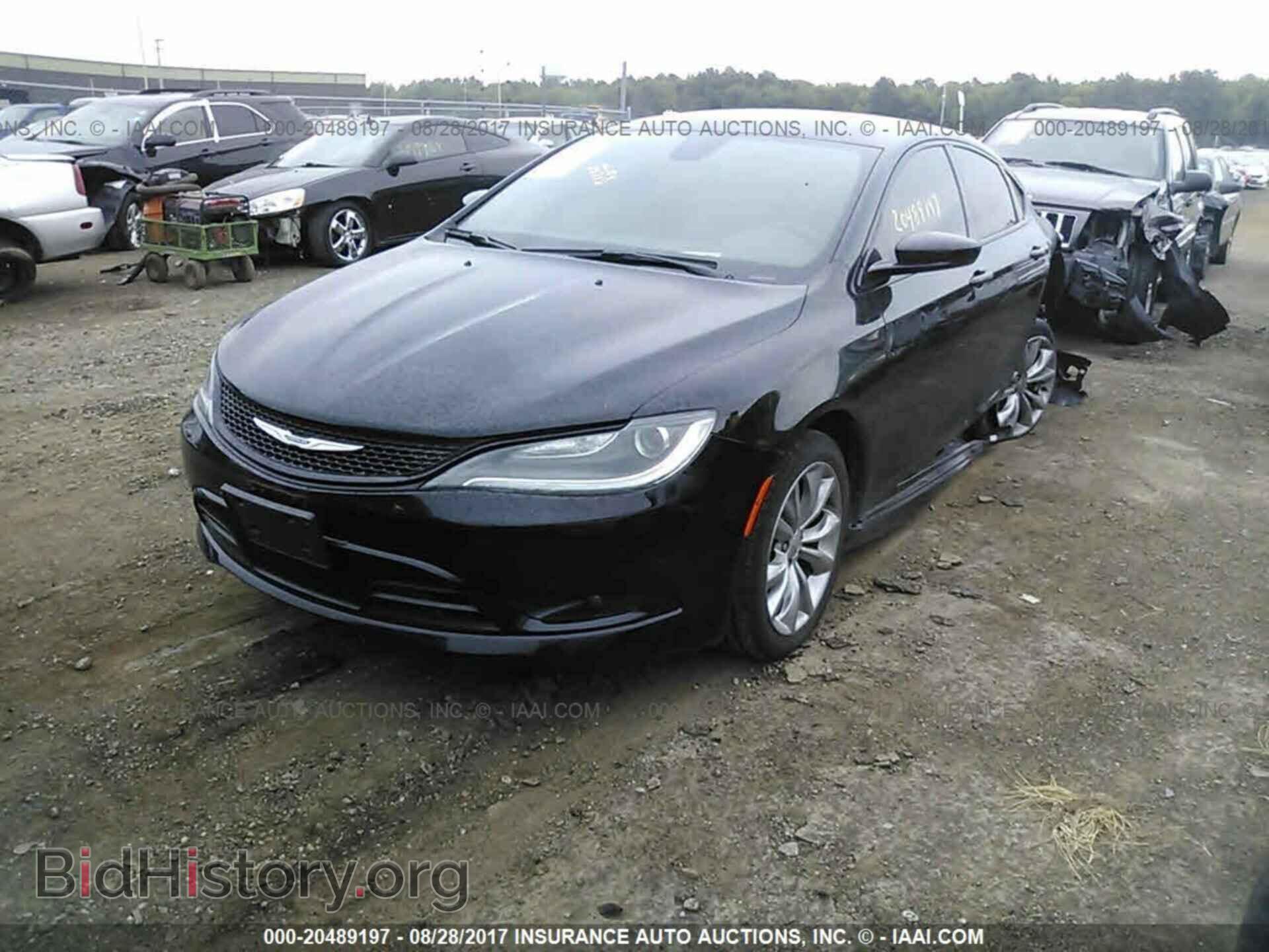 2016 Chrysler 200 - VIN: 1C3CCCBB4GN172960 - Photo 2