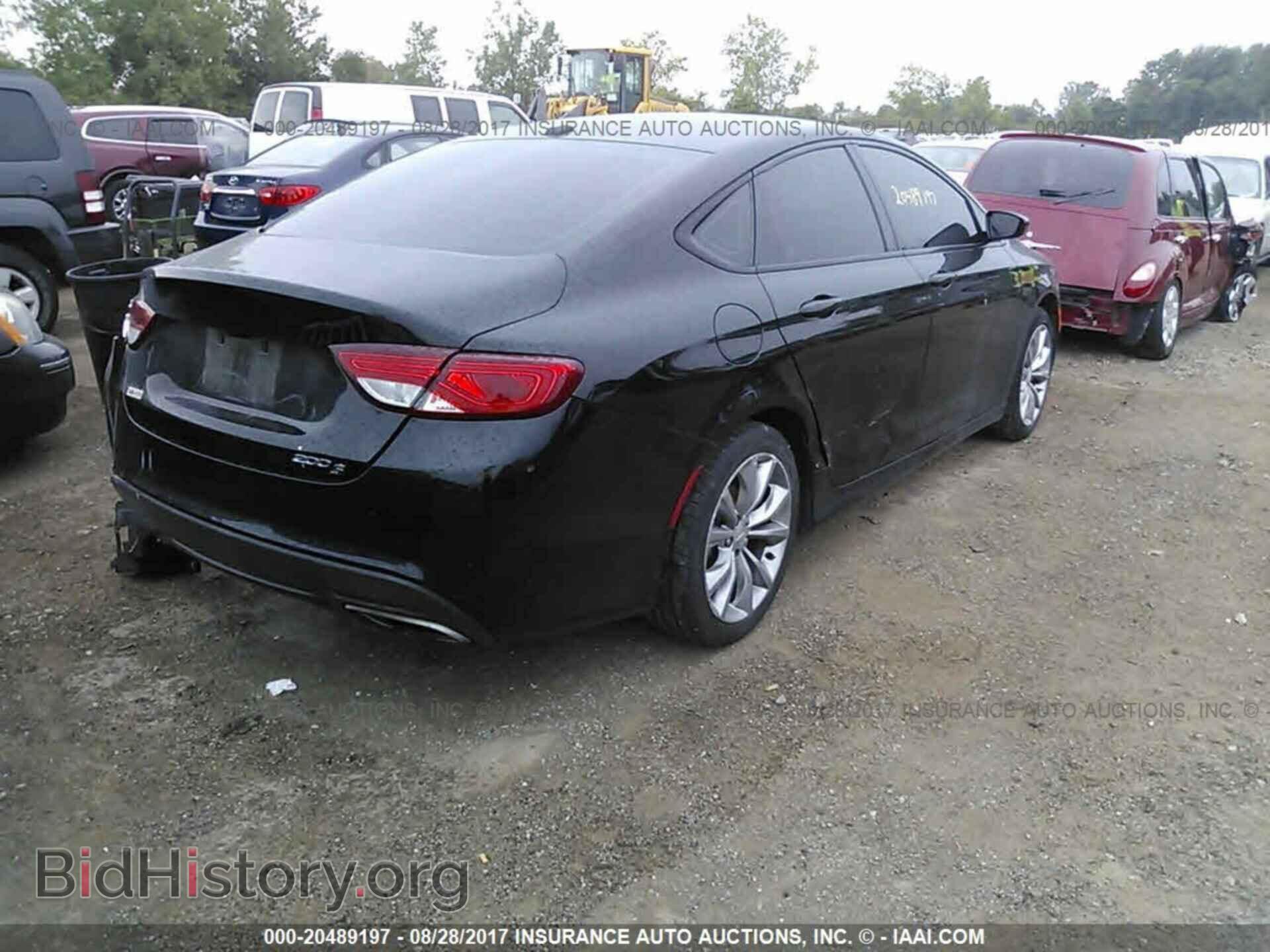 2016 Chrysler 200 - VIN: 1C3CCCBB4GN172960 - Photo 4
