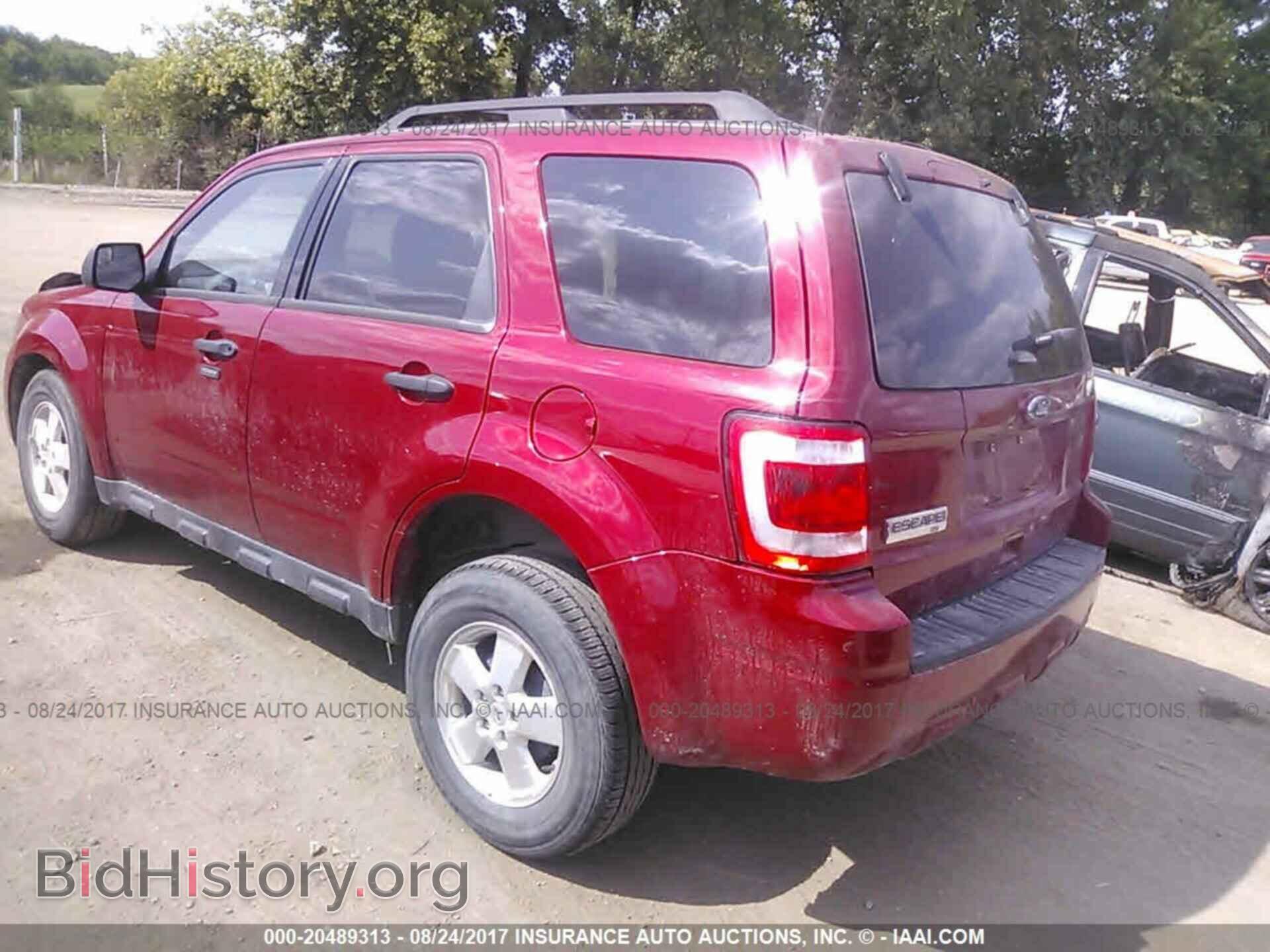 2011 Ford Escape - VIN: 1FMCU9D77BKB87401 - Photo 3