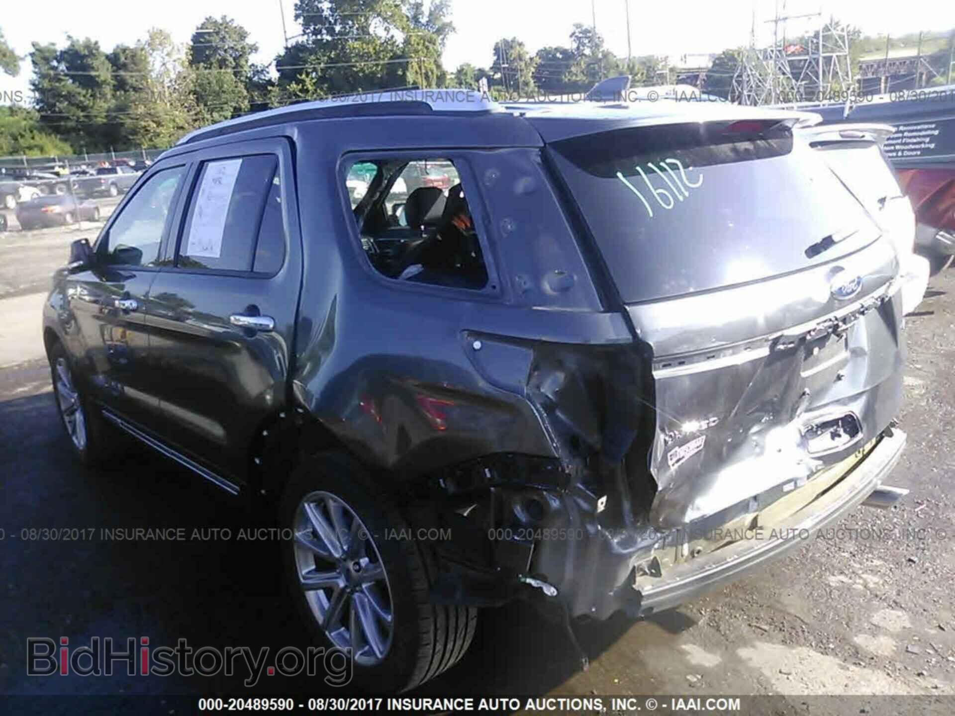 2016 Ford Explorer - VIN: 1FM5K8F85GGA73955 - Photo 3