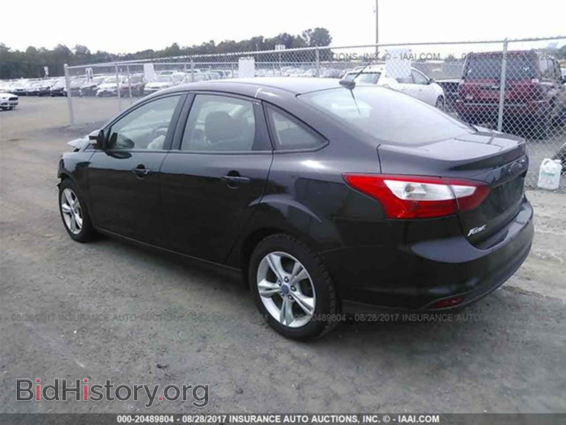 2013 Ford Focus - VIN: 1FADP3F28DL267940 - Photo 3