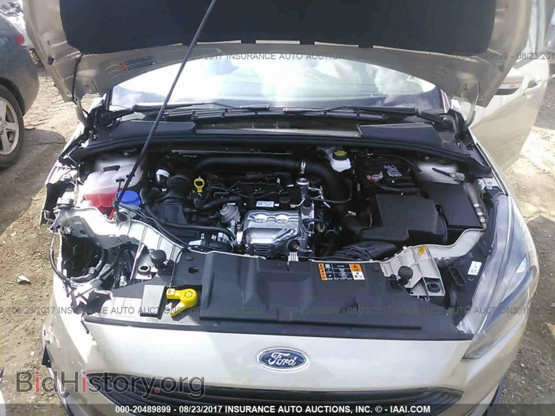 2017 Ford Focus - VIN: 1FADP3FEXHL306205 - Photo 10