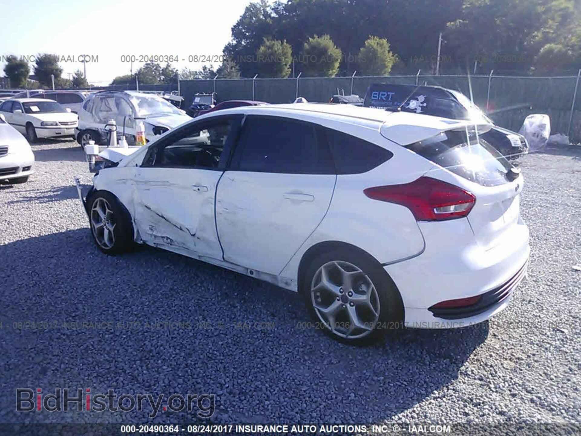 2016 Ford Focus - VIN: 1FADP3L92GL288501 - Photo 3