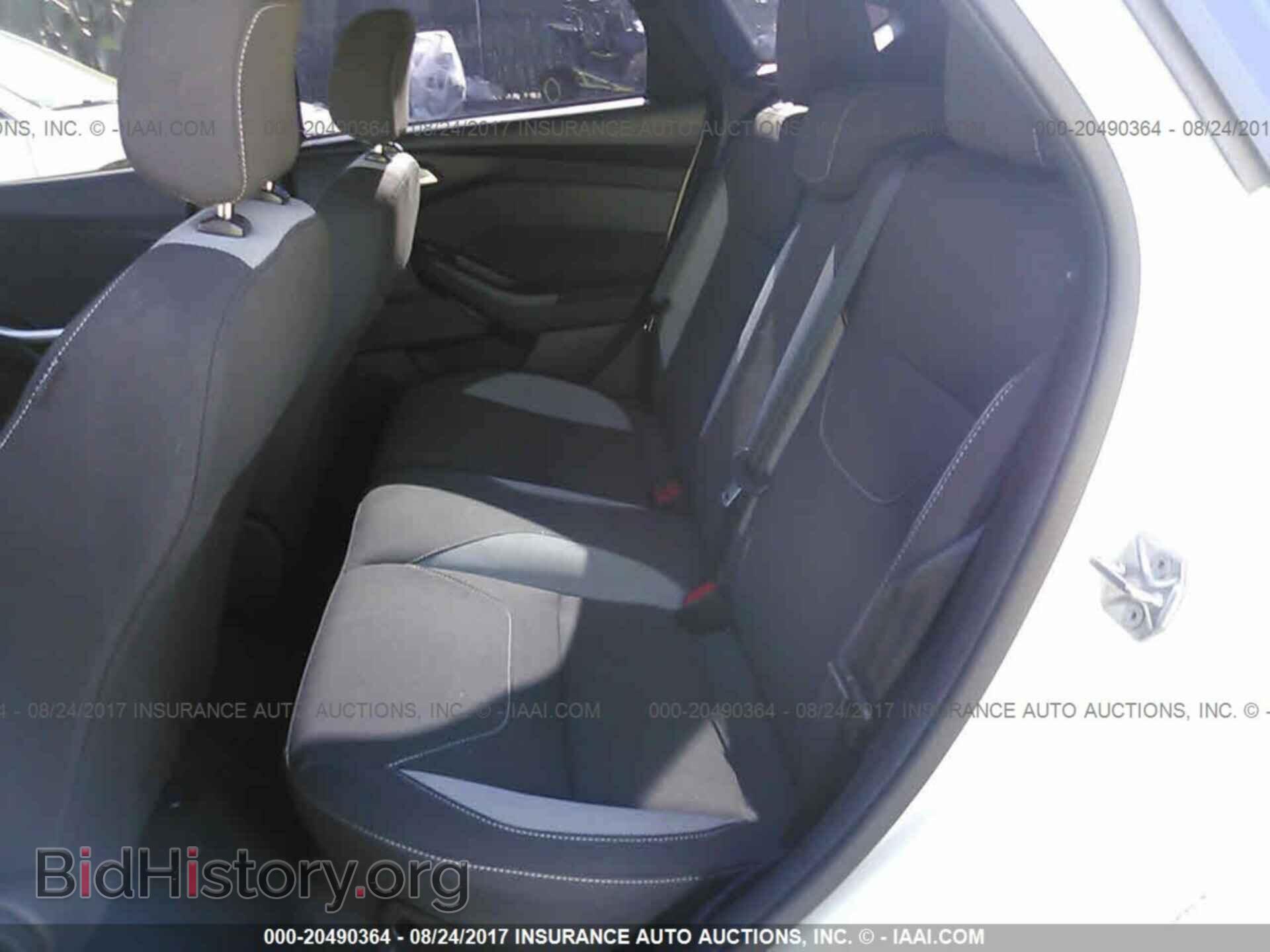 2016 Ford Focus - VIN: 1FADP3L92GL288501 - Photo 8