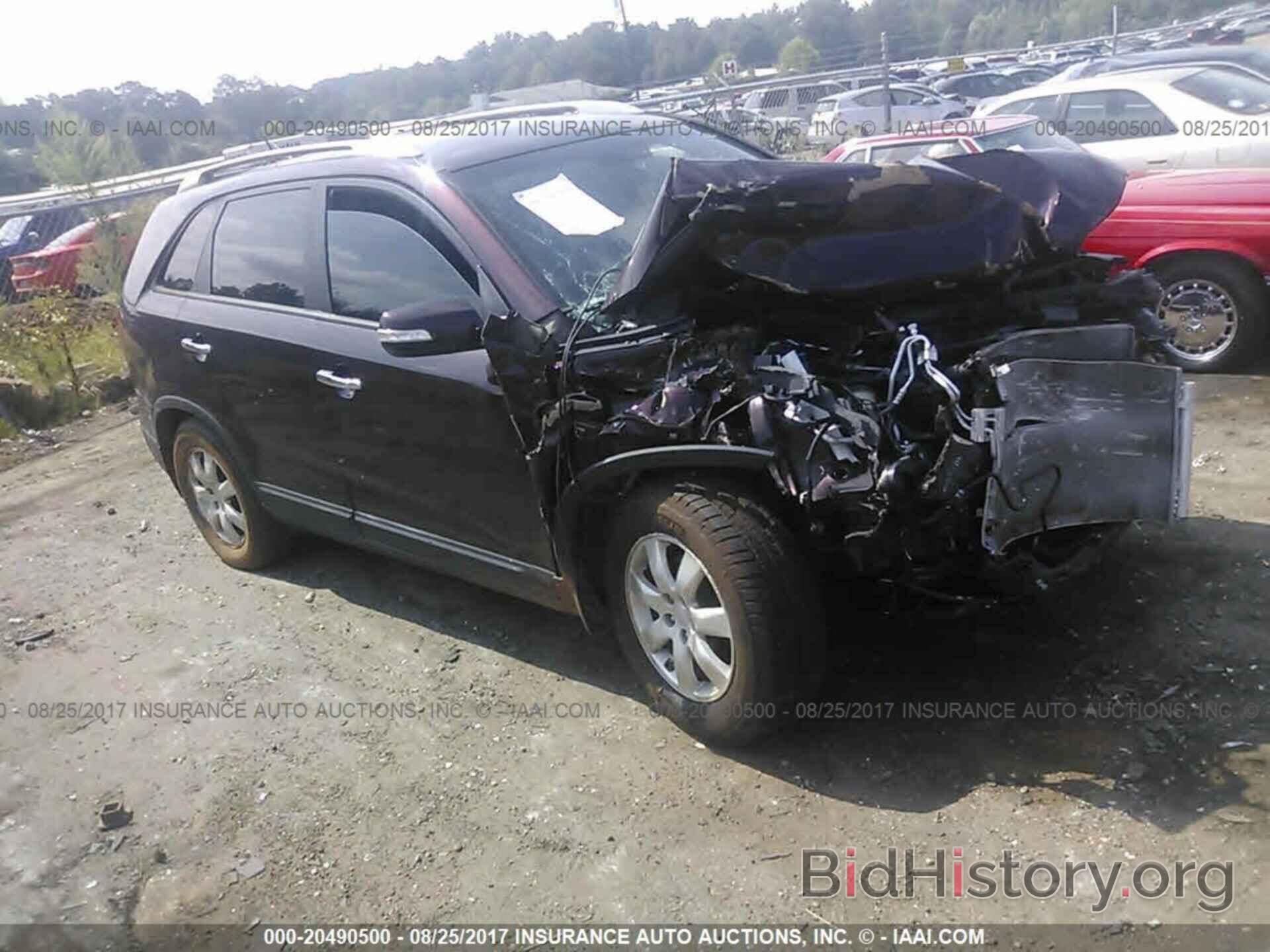 Photo 5XYKT3A17BG081360 - Kia Sorento 2011