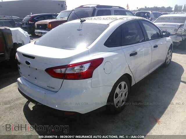 2012 Ford Focus - VIN: 1FAHP3E25CL466588 - Photo 4