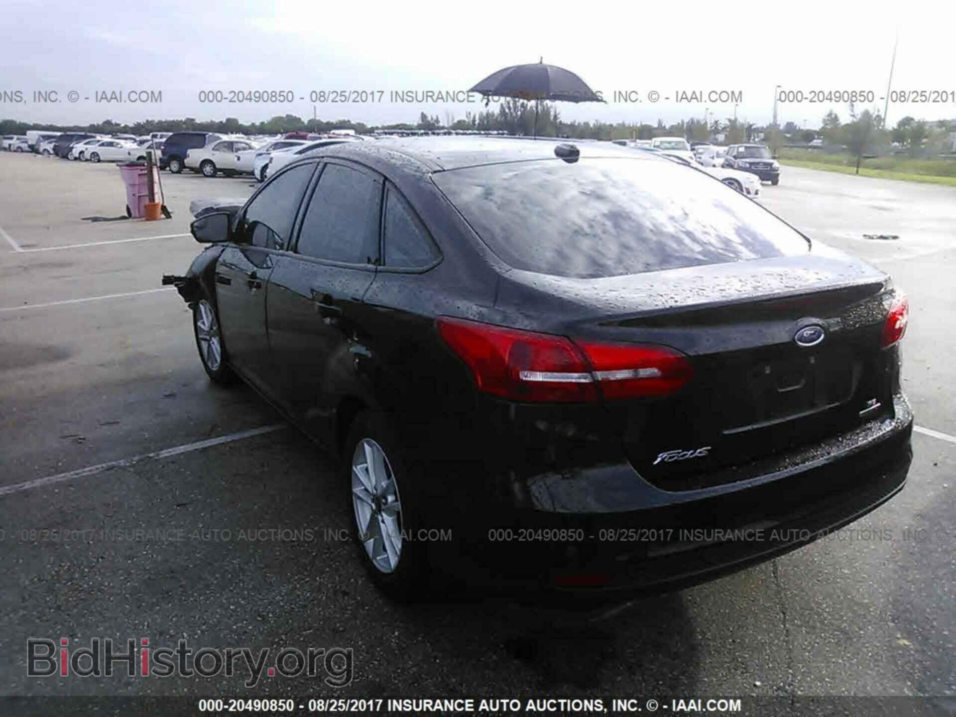 2015 Ford Focus - VIN: 1FADP3F29FL244623 - Фото 3