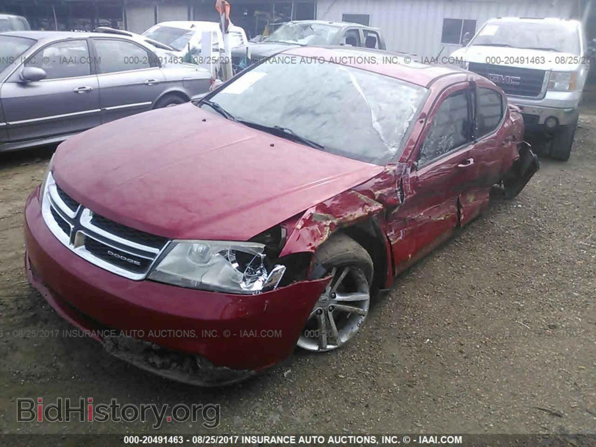 2011 Dodge Avenger - VIN: 1B3BD1FGXBN573762 - Фото 2