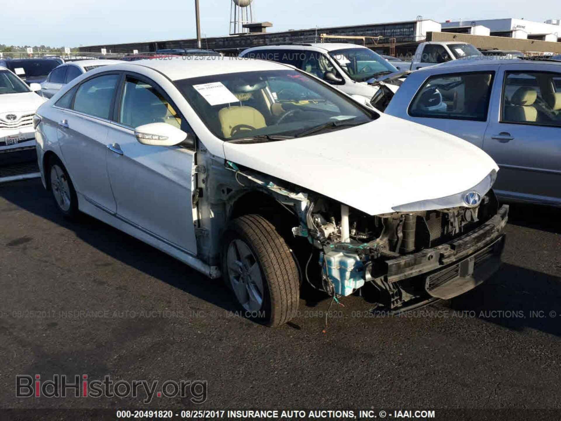 Фотография KMHEC4A4XCA020031 - Hyundai Sonata 2012