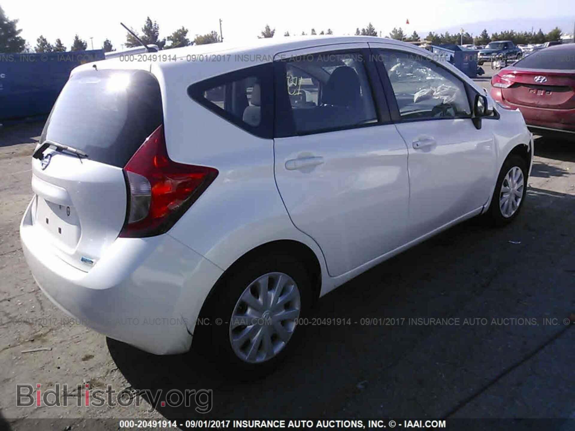 2014 Nissan Versa note - VIN: 3N1CE2CP4EL406119 - Photo 4