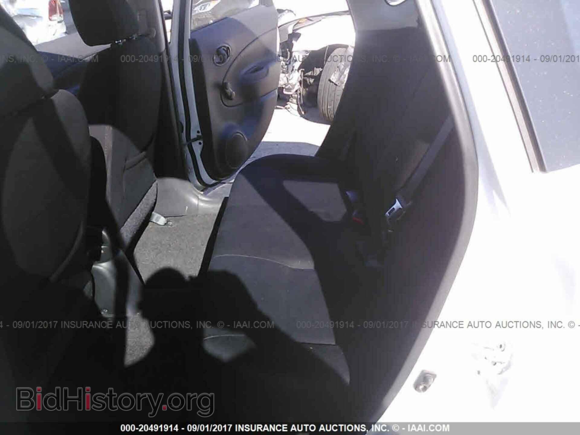 2014 Nissan Versa note - VIN: 3N1CE2CP4EL406119 - Photo 8