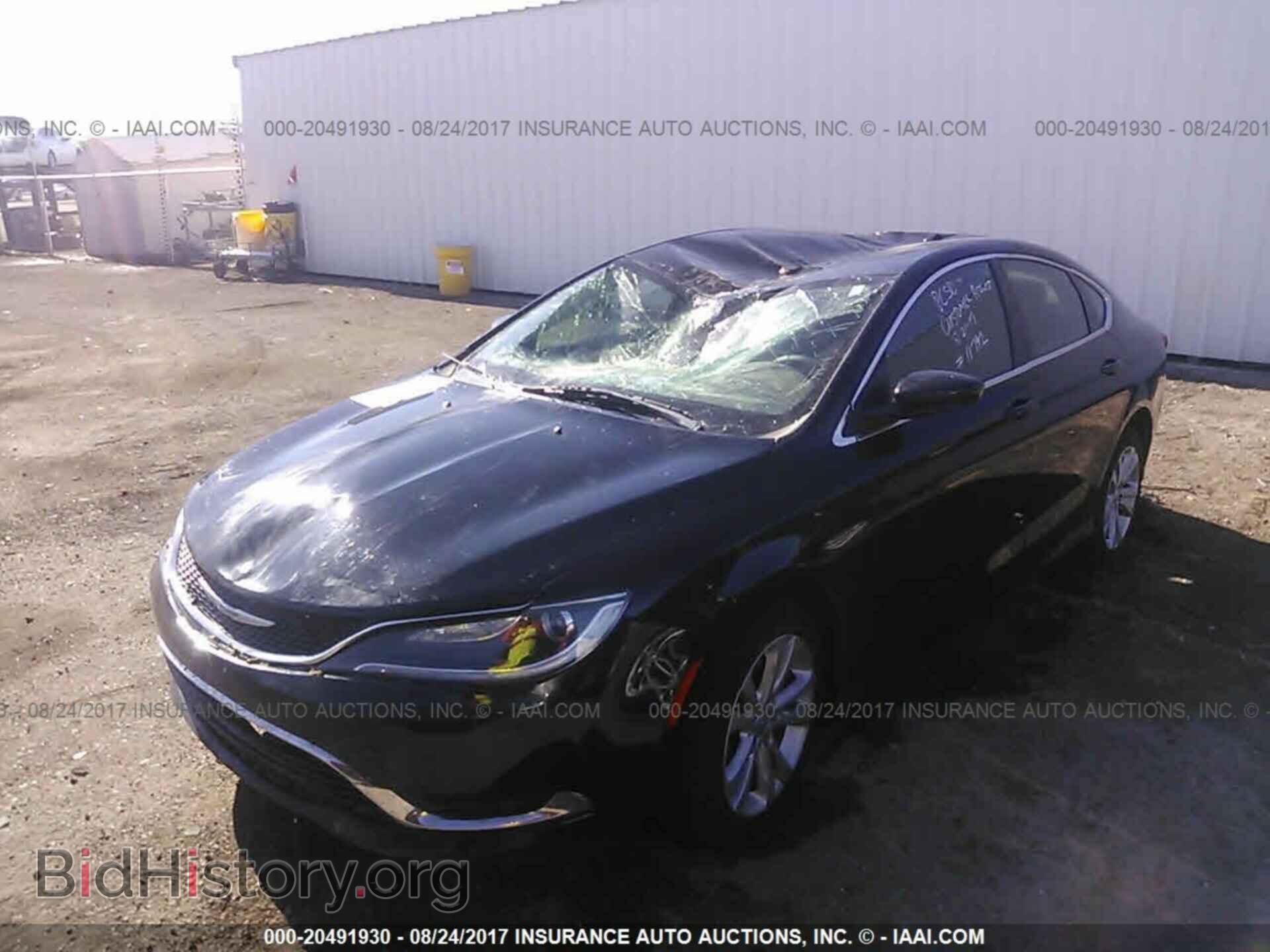 2015 Chrysler 200 - VIN: 1C3CCCAB1FN693022 - Photo 2