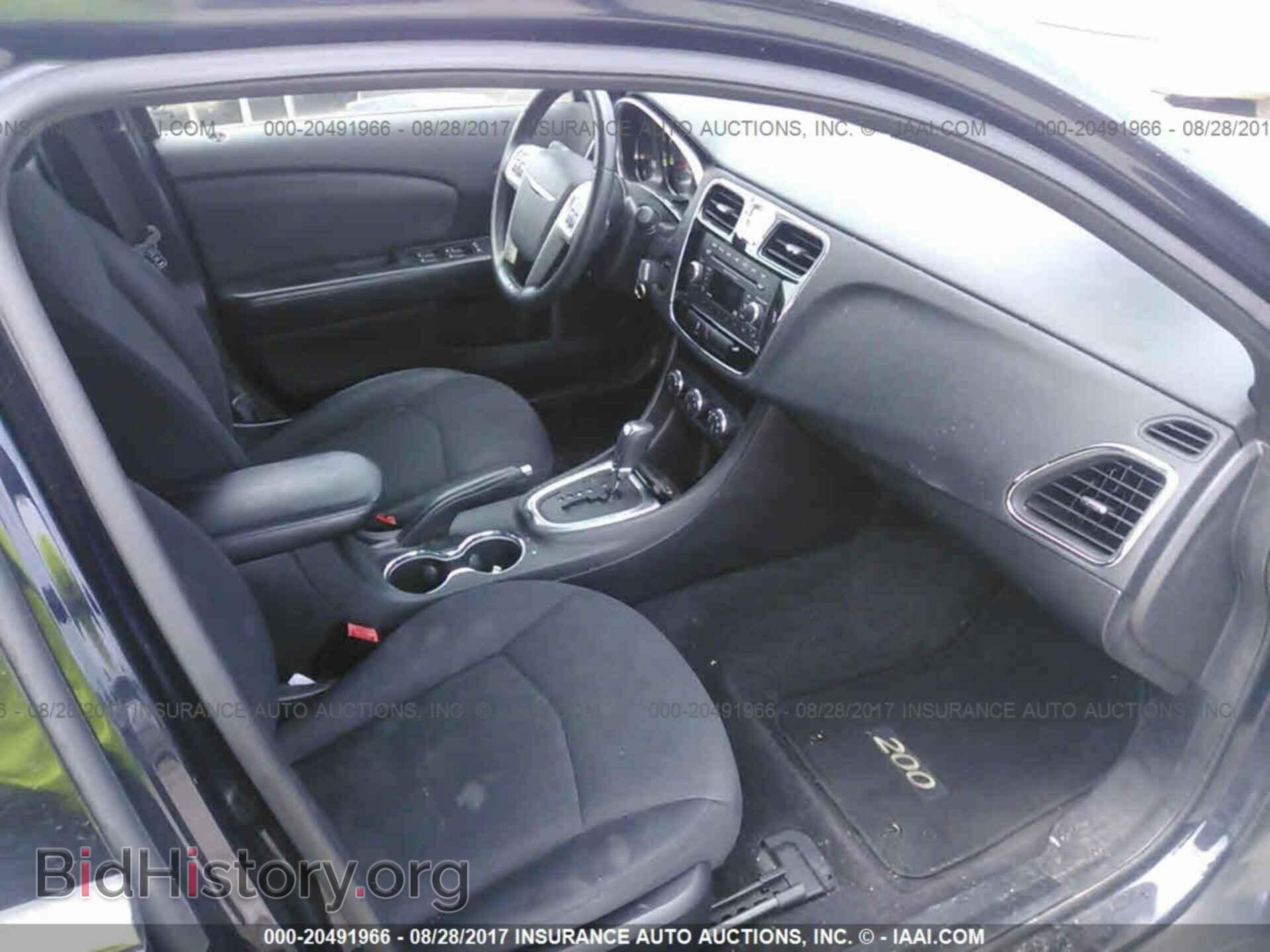 2012 Chrysler 200 - VIN: 1C3CCBBG5CN236939 - Фото 5