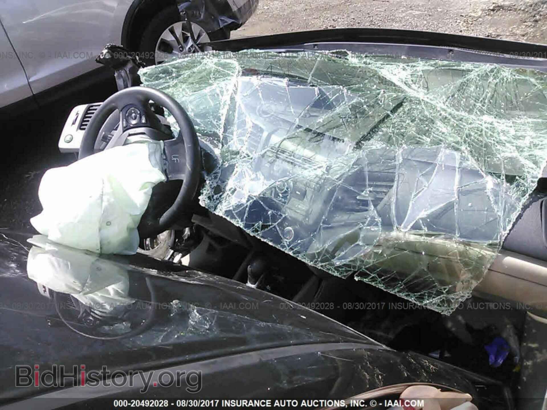 2012 Honda Civic - VIN: 19XFB2F59CE348586 - Photo 5