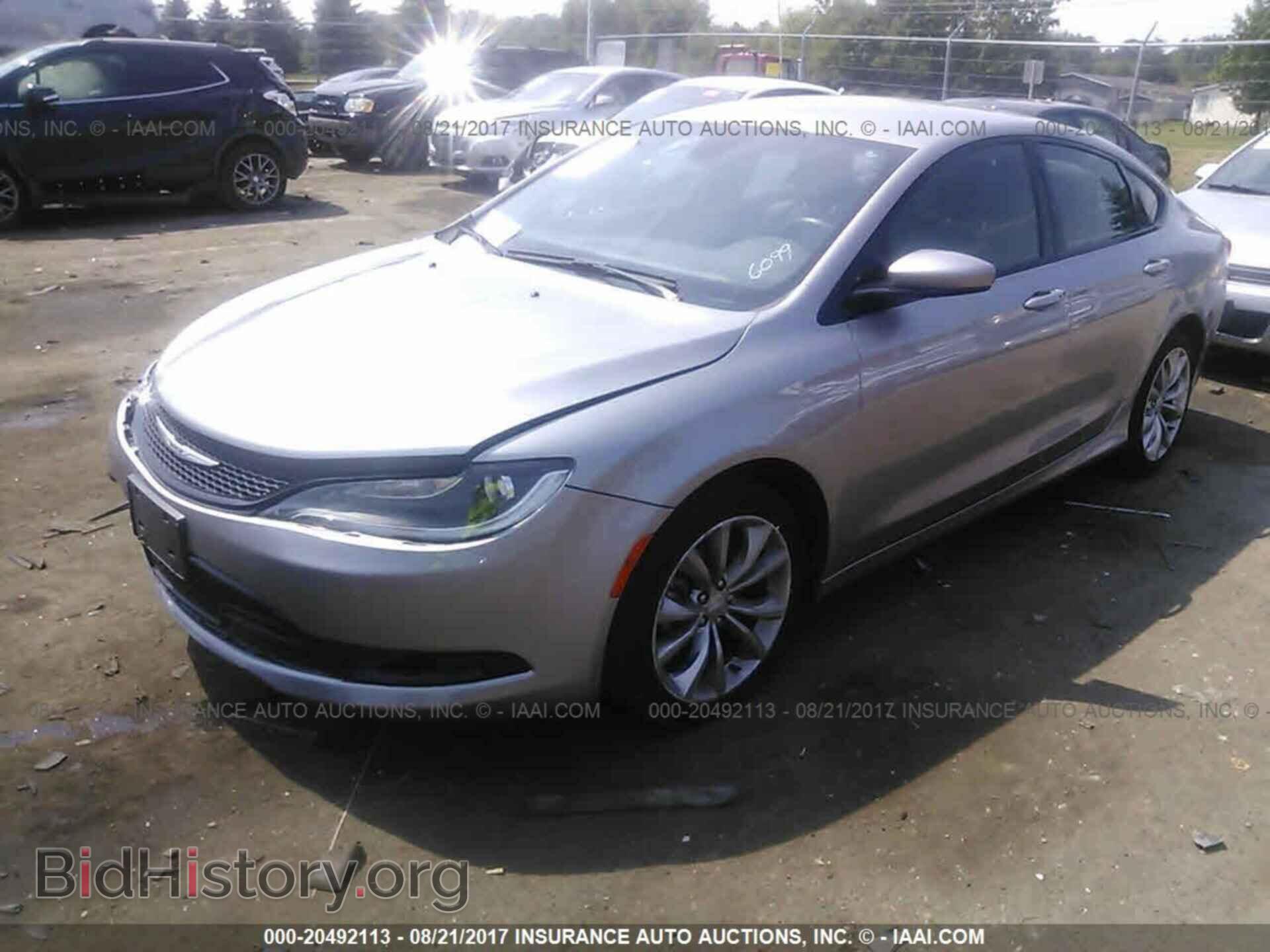 2015 Chrysler 200 - VIN: 1C3CCCBB7FN726099 - Photo 2