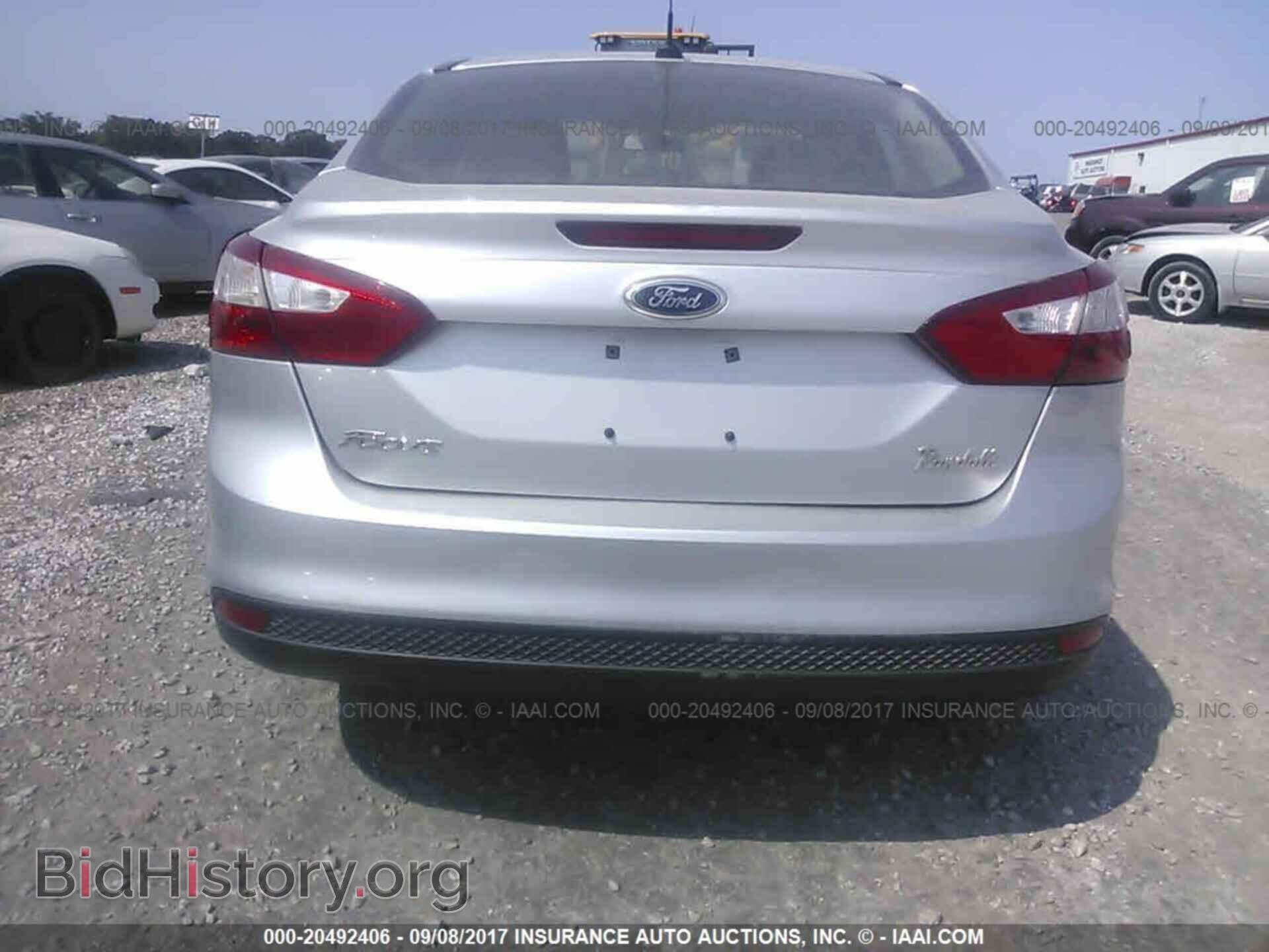 2012 Ford Focus - VIN: 1FAHP3E2XCL298334 - Photo 8