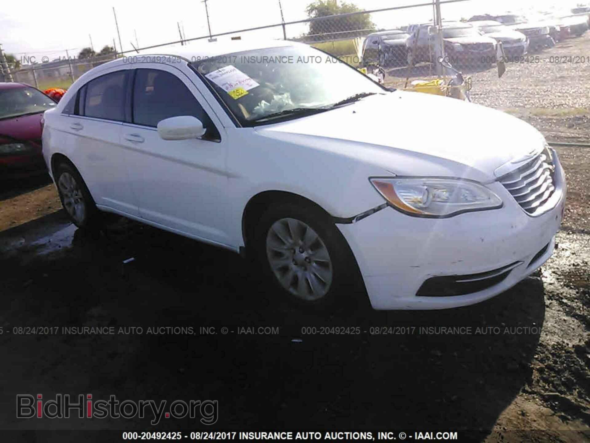 Photo 1C3CCBAB0DN691639 - Chrysler 200 2013