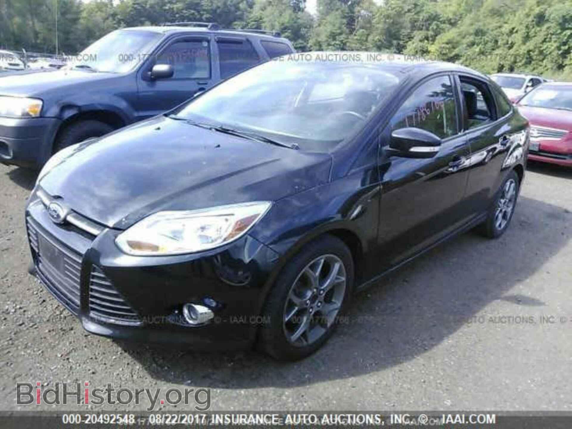 2013 Ford Focus - VIN: 1FADP3F20DL336877 - Photo 2