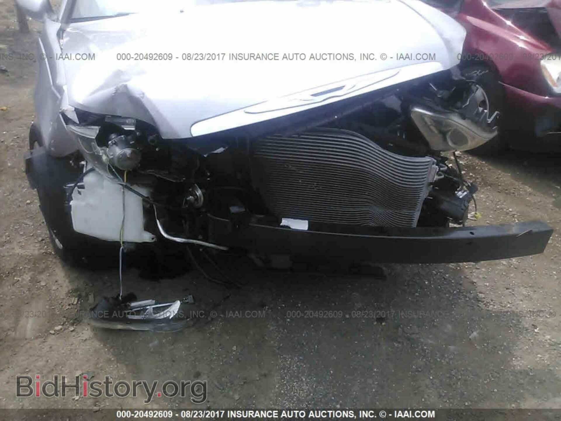 2013 Chrysler 200 - VIN: 1C3CCBBB0DN583942 - Photo 6