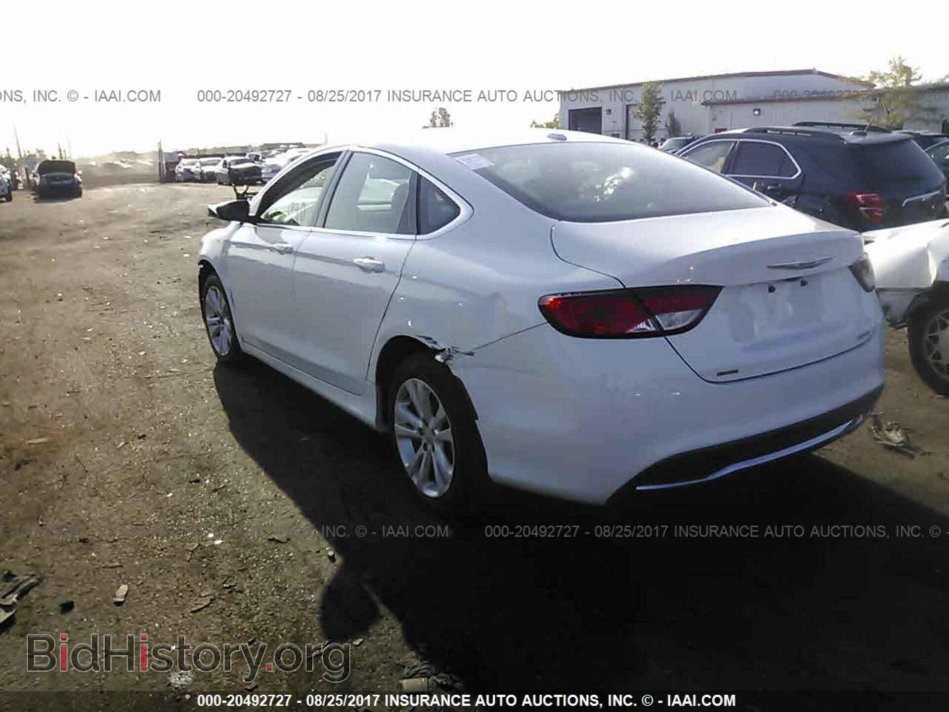 2015 Chrysler 200 - VIN: 1C3CCCABXFN607111 - Фото 3
