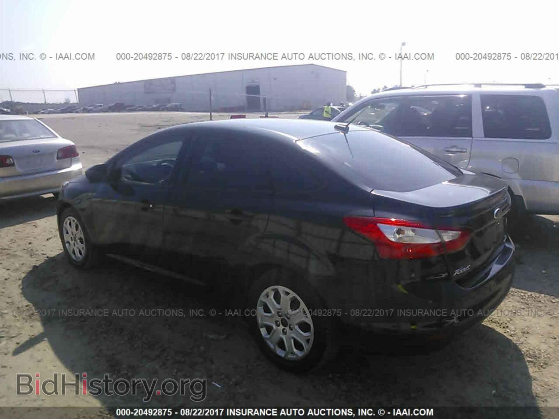 2012 Ford Focus - VIN: 1FAHP3F29CL367674 - Photo 3