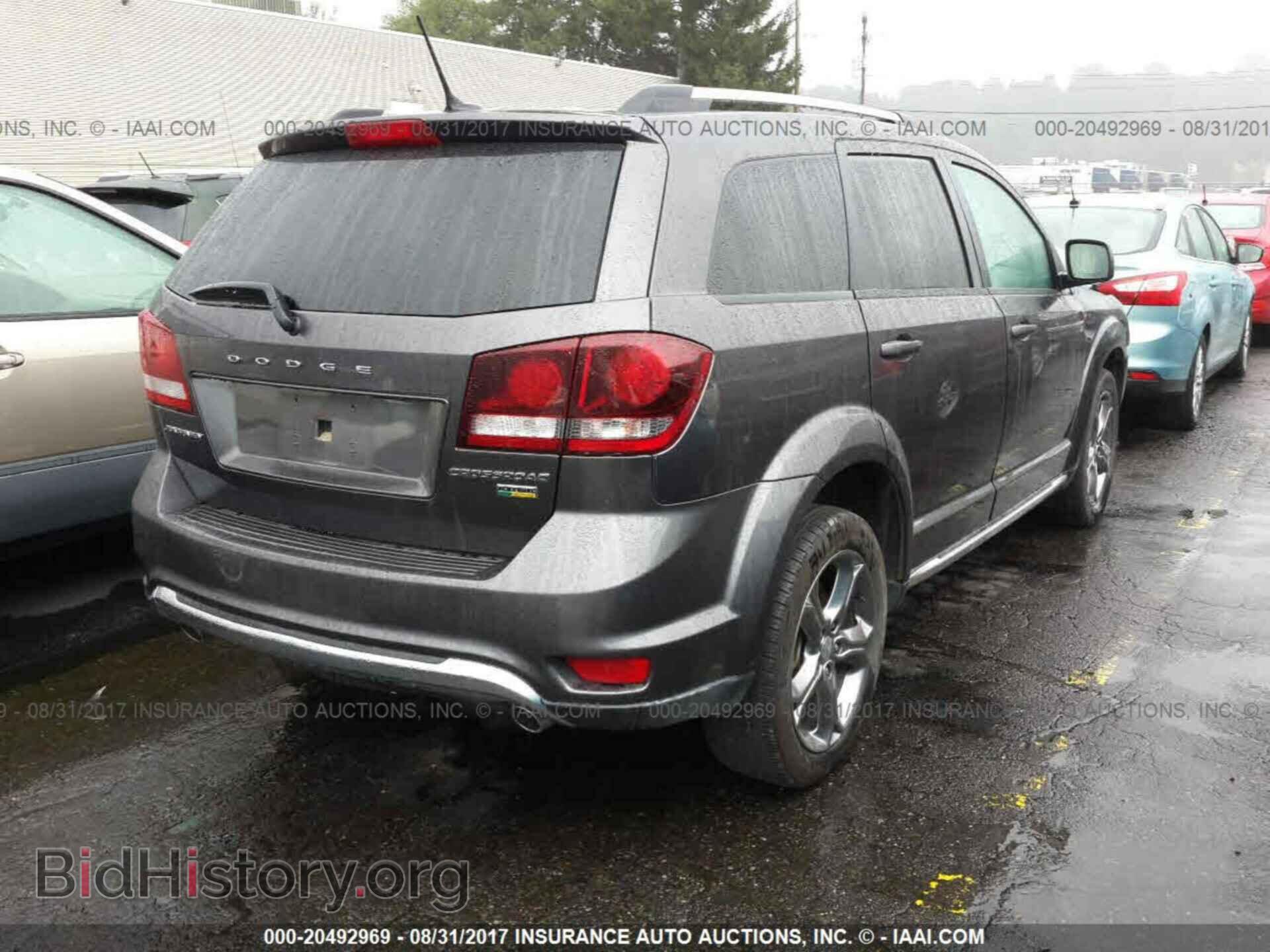 2017 Dodge Journey - VIN: 3C4PDCGG2HT537314 - Photo 4