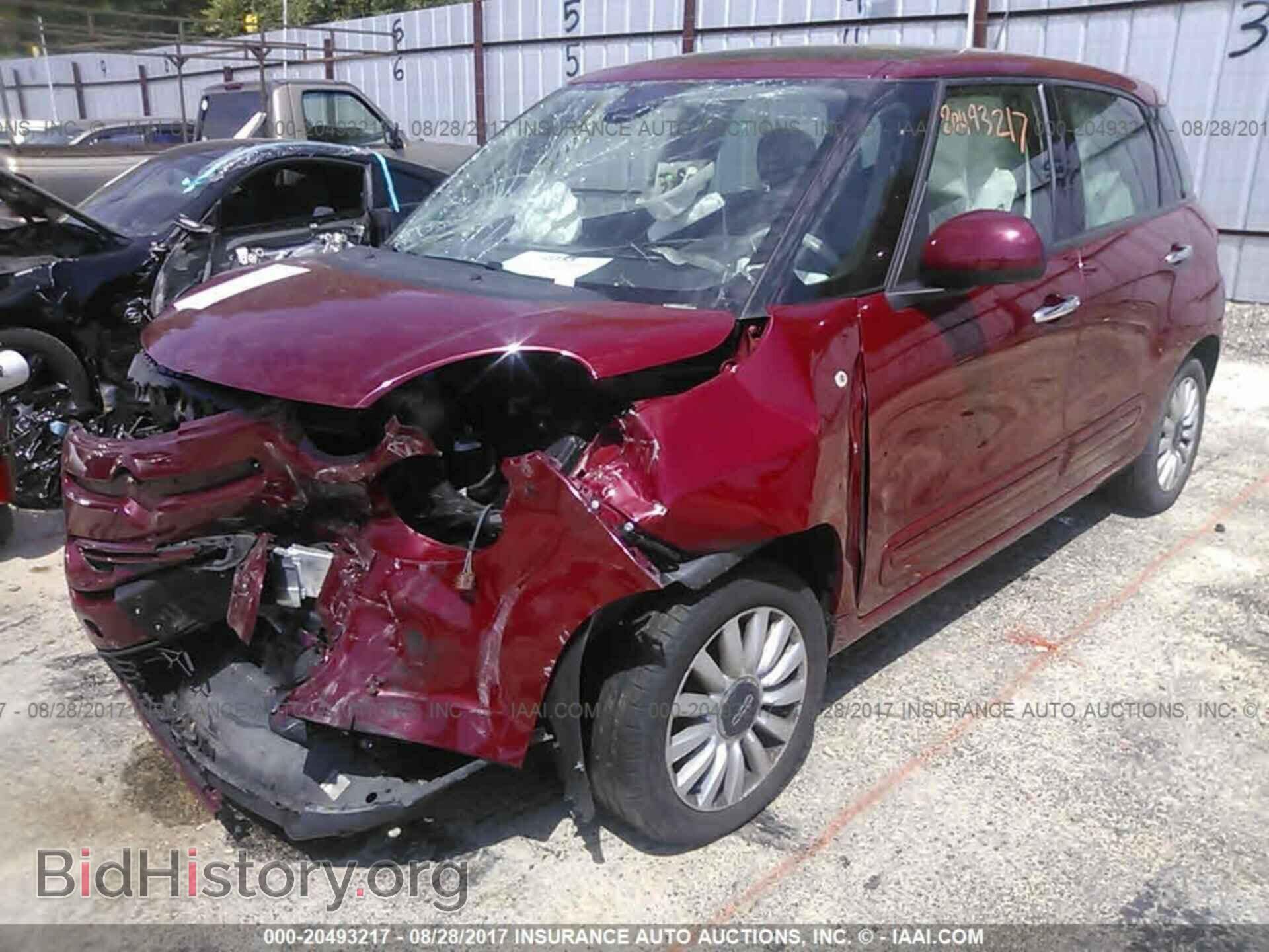 2014 Fiat 500l - VIN: ZFBCFABH8EZ028137 - Фото 2