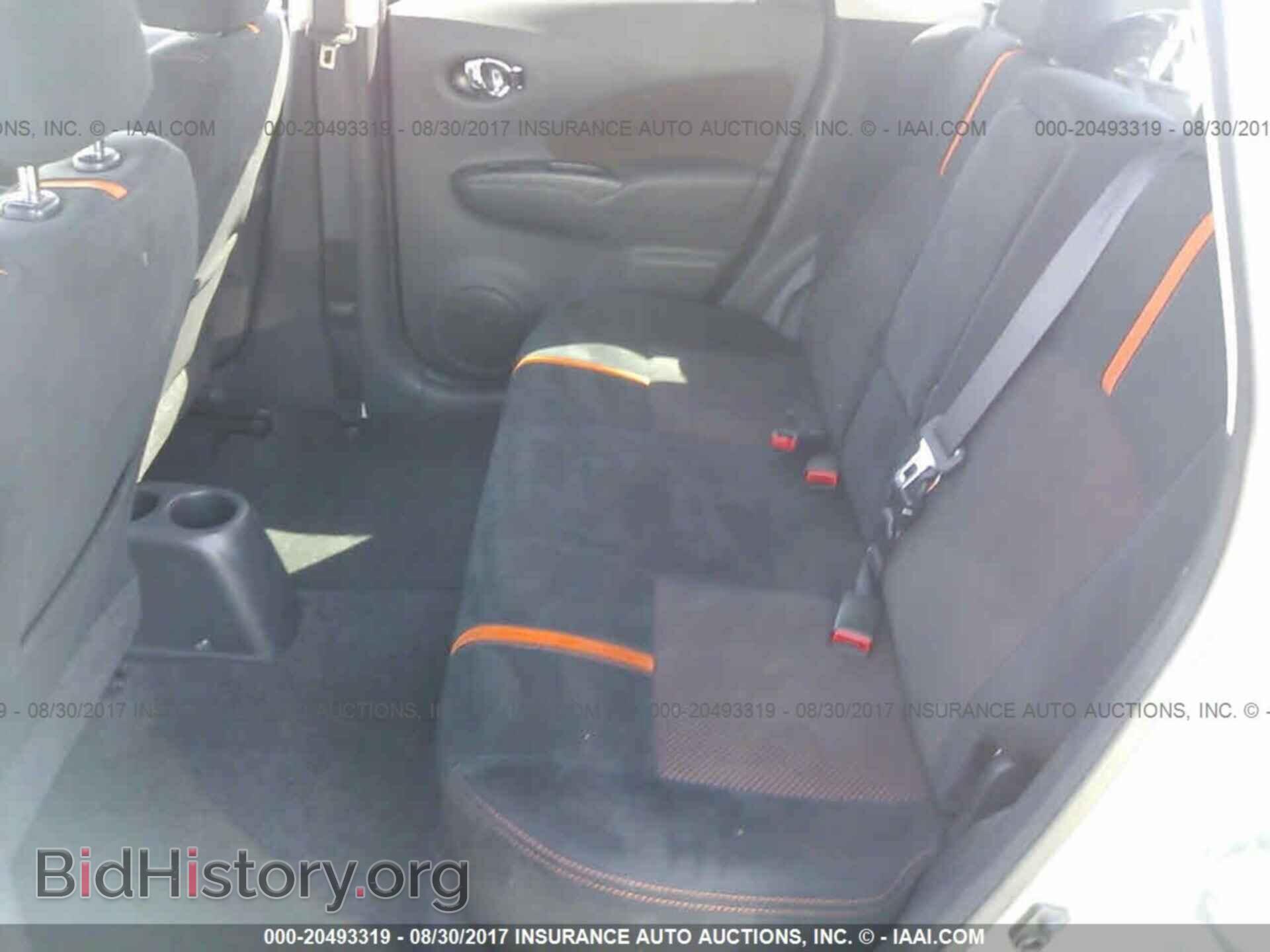 2015 Nissan Versa note - VIN: 3N1CE2CP6FL446588 - Photo 8