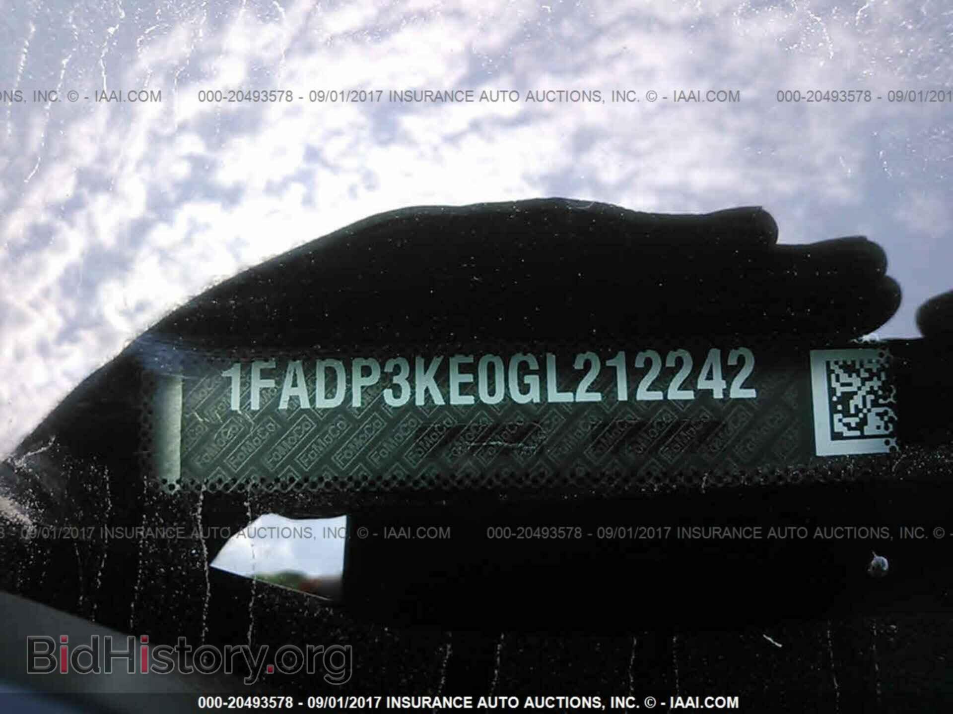 2016 Ford Focus - VIN: 1FADP3KE0GL212242 - Фото 9