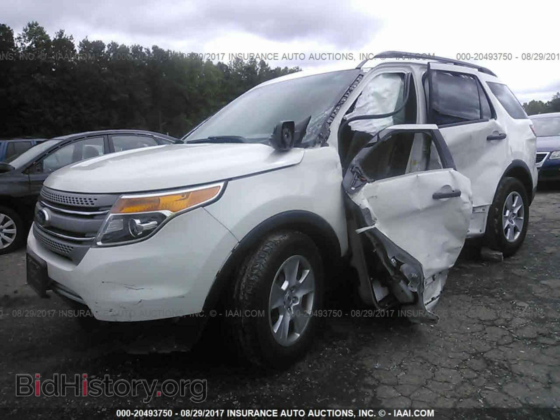 2012 Ford Explorer - VIN: 1FMHK7B85CGA19207 - Фото 2