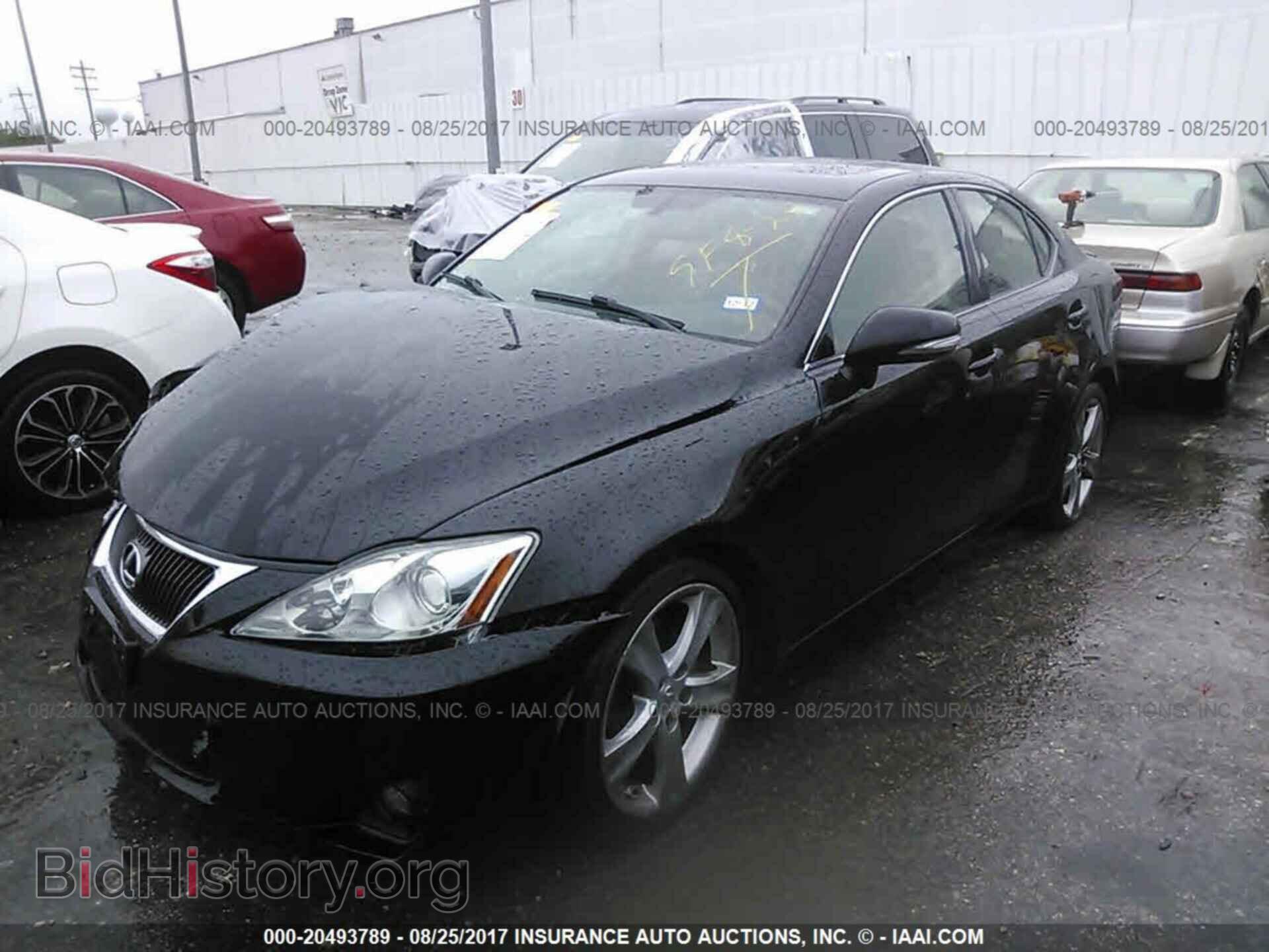 2011 Lexus Is - VIN: JTHBF5C28B5150279 - Фото 2
