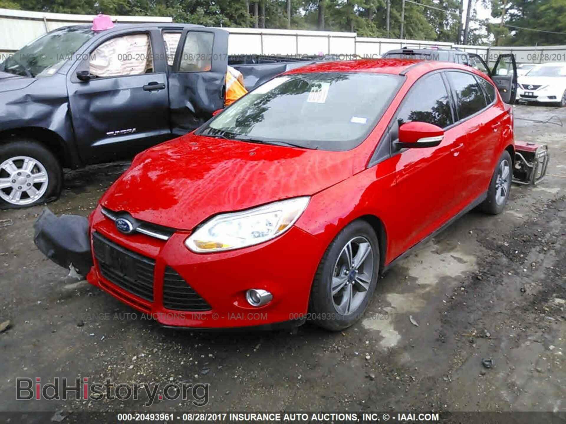 2014 Ford Focus - VIN: 1FADP3K26EL293461 - Фото 2